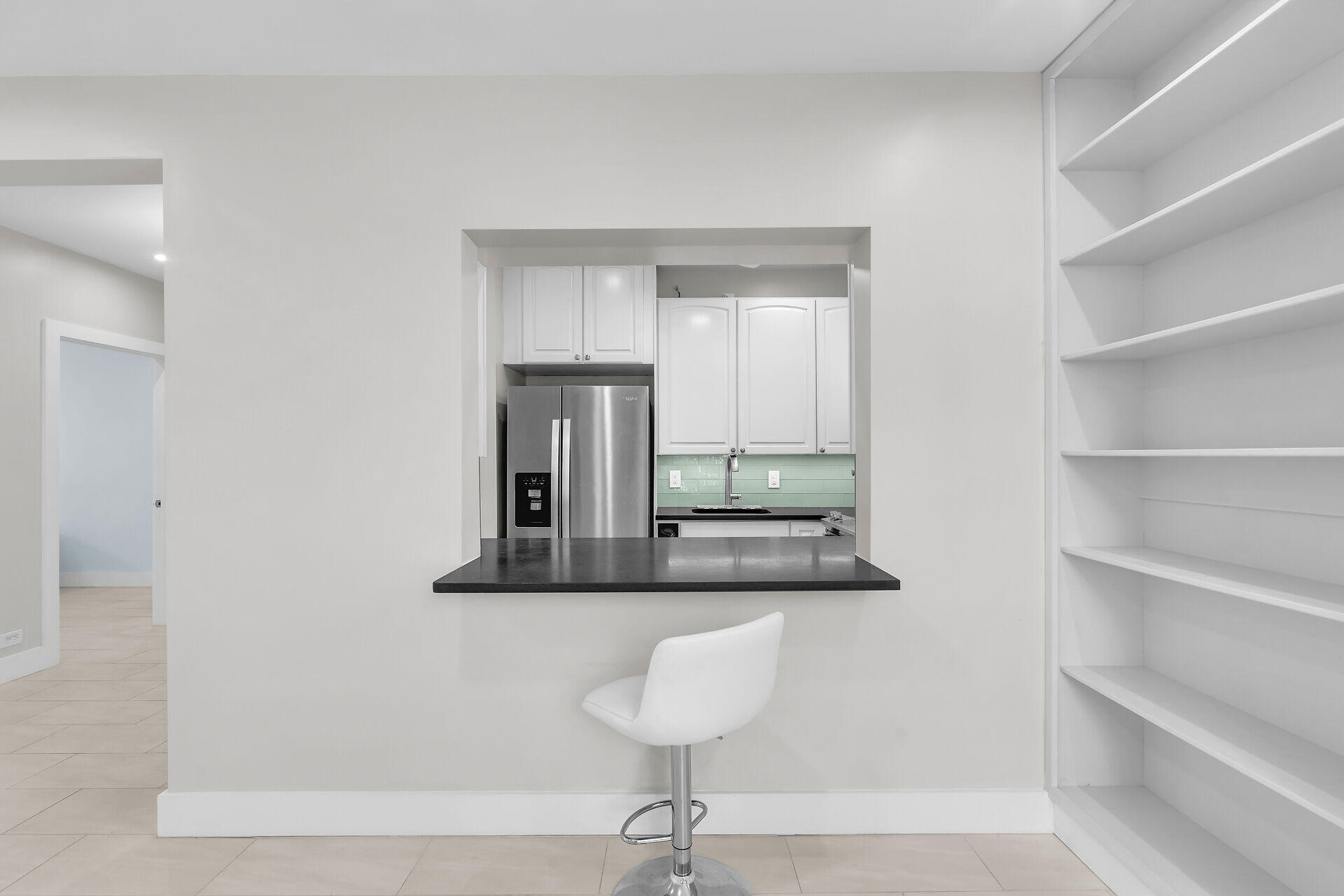 1209 Truman Avenue Unit: 2