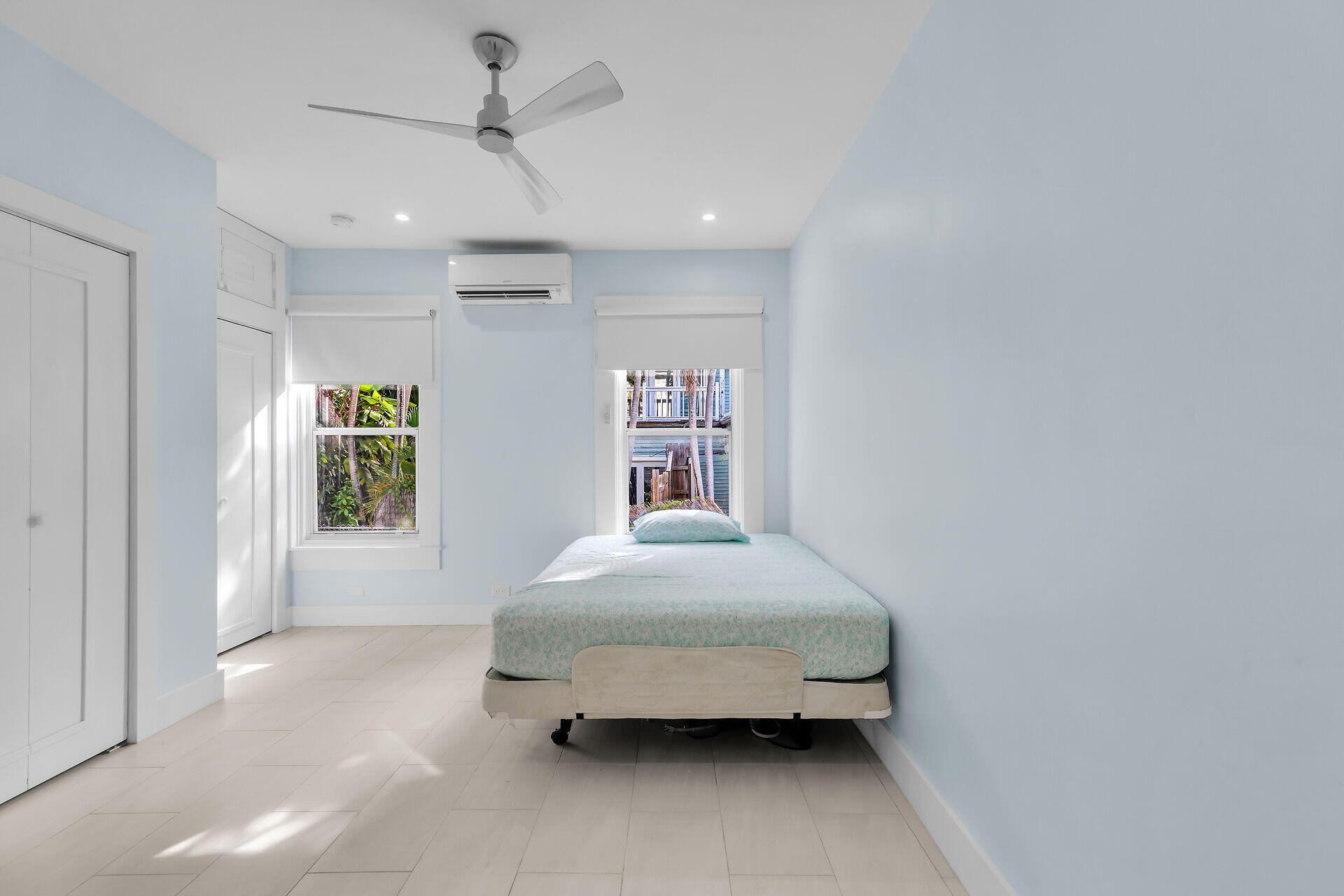 1209 Truman Avenue Unit: 2