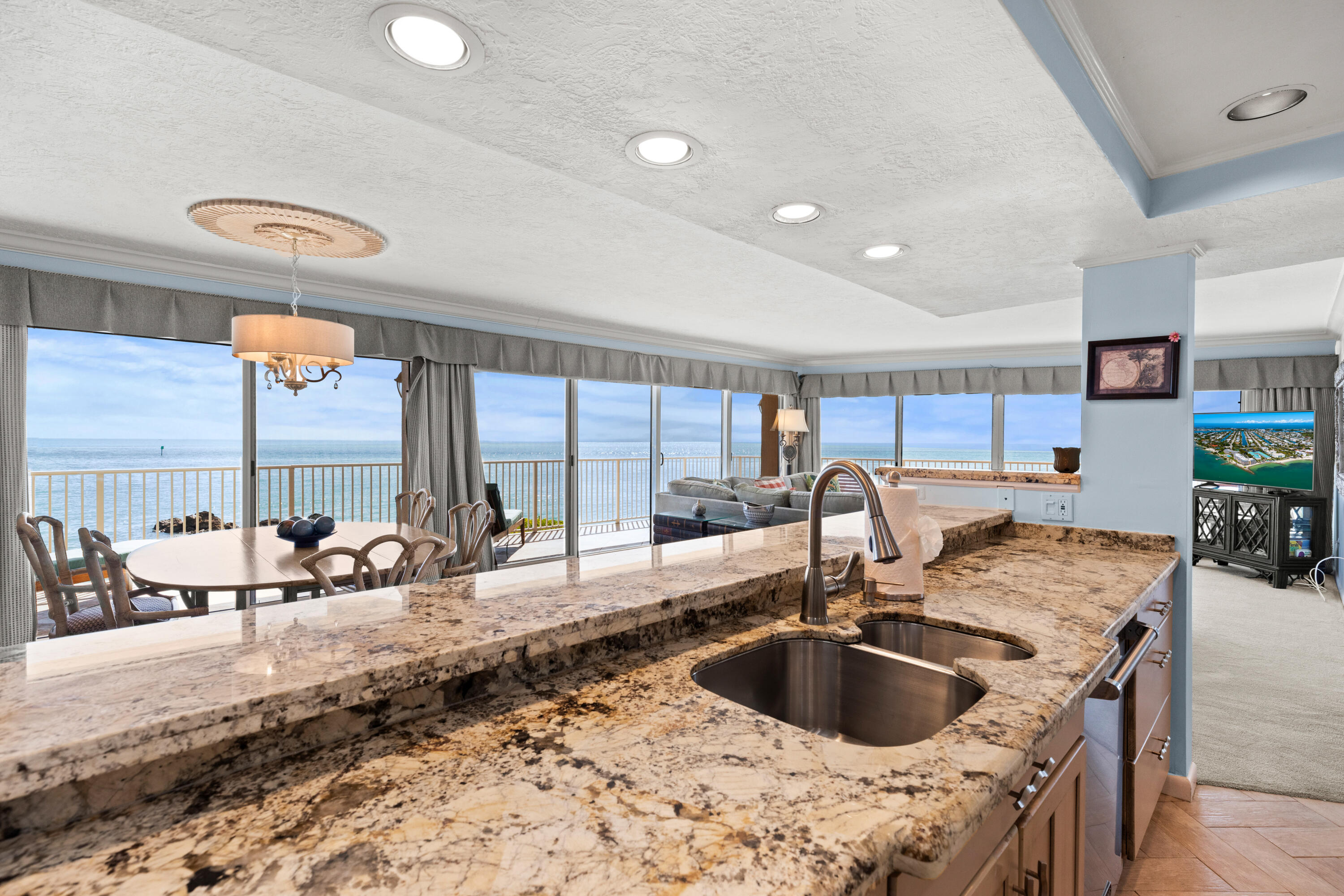 1133 W Ocean Drive 16