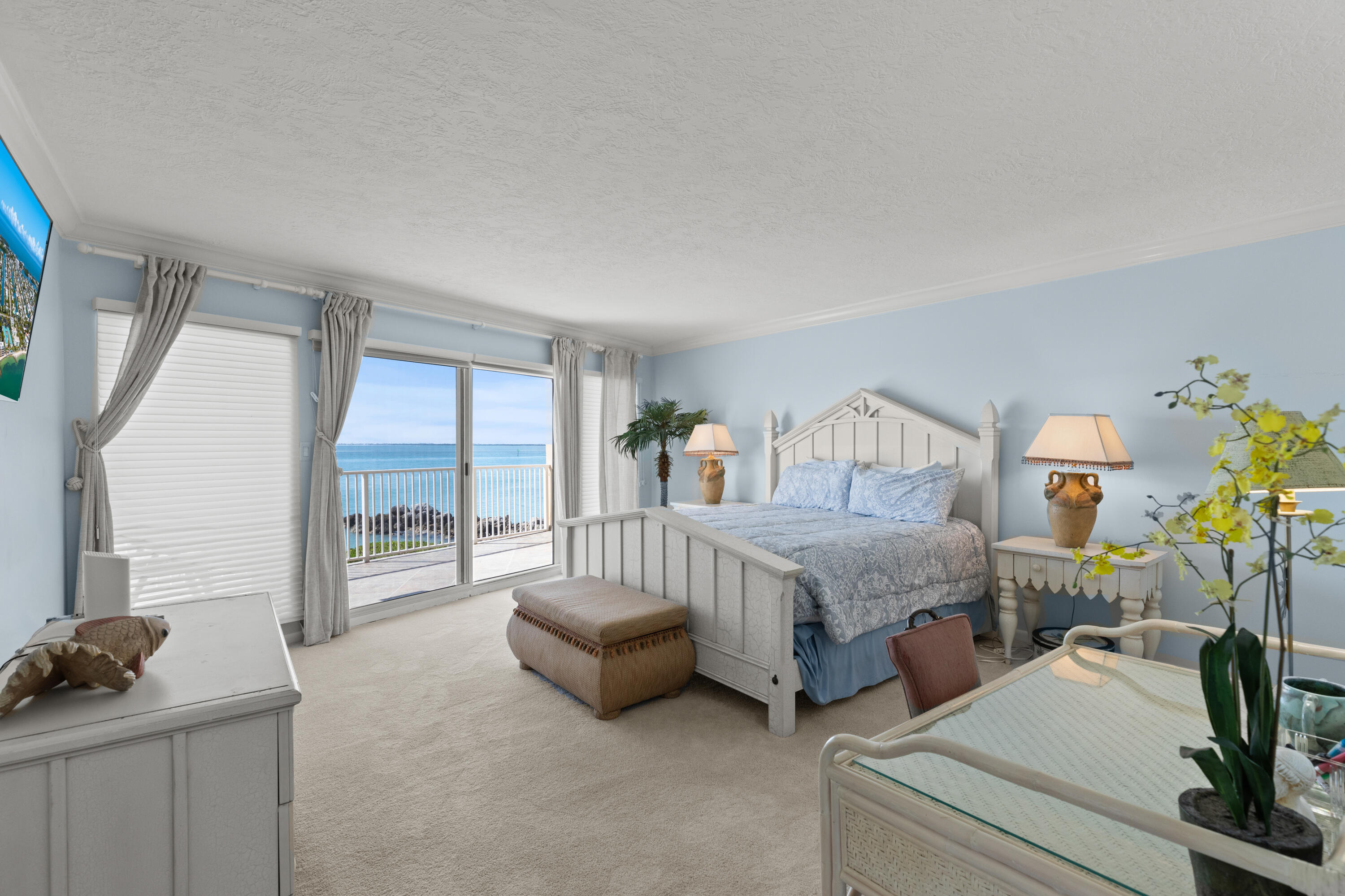 1133 W Ocean Drive 16