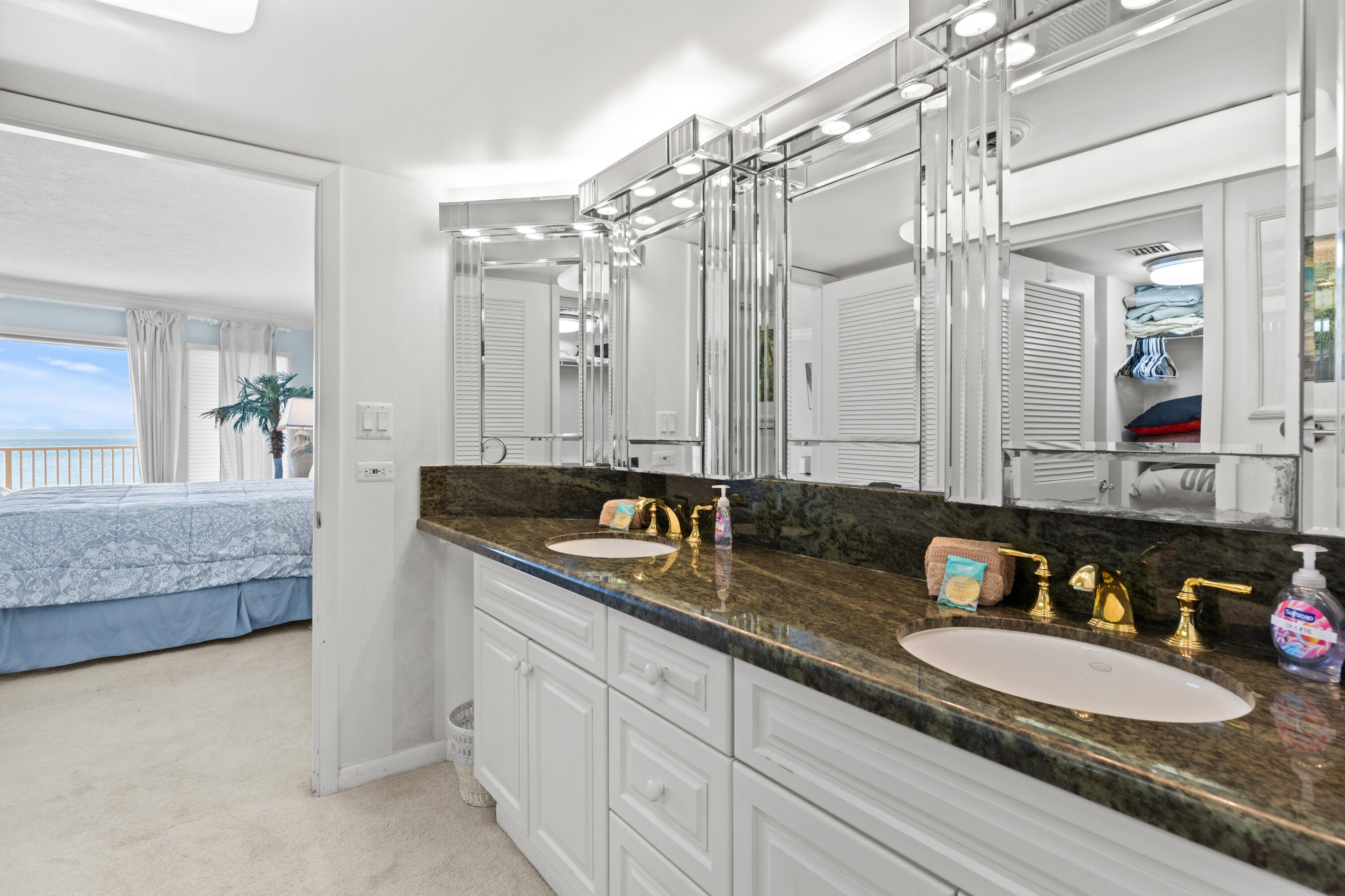 1133 W Ocean Drive 16