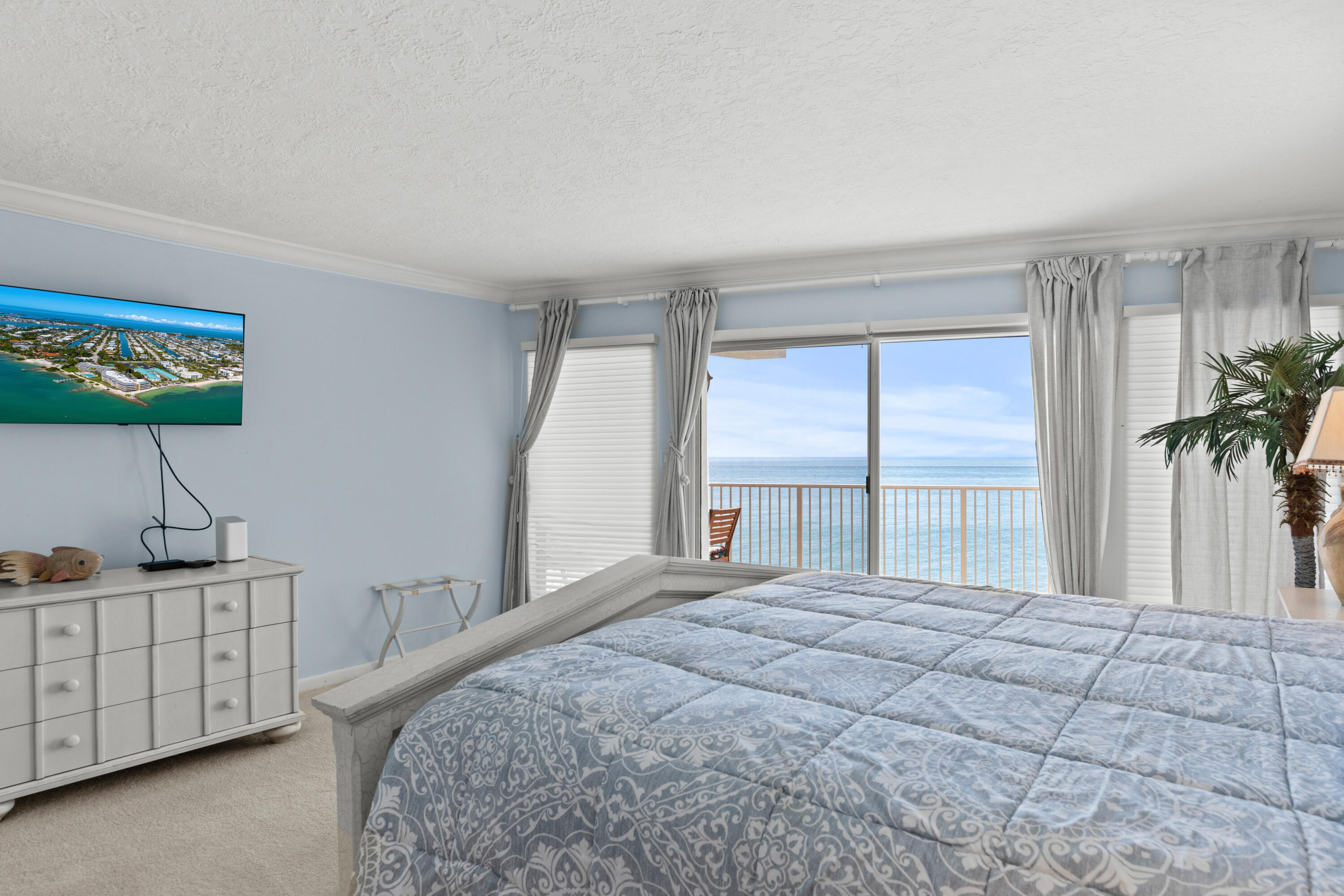 1133 W Ocean Drive 16