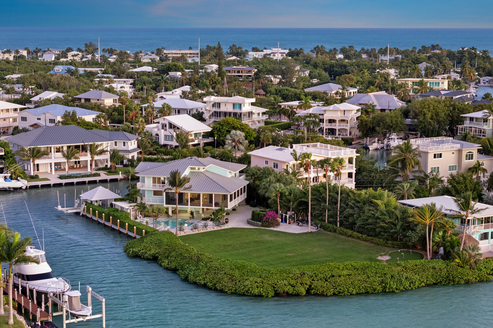 186 & 165 Bayview Drive