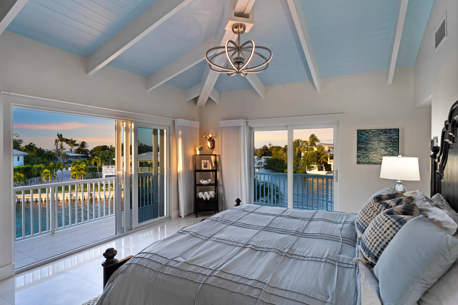 186 & 165 Bayview Drive