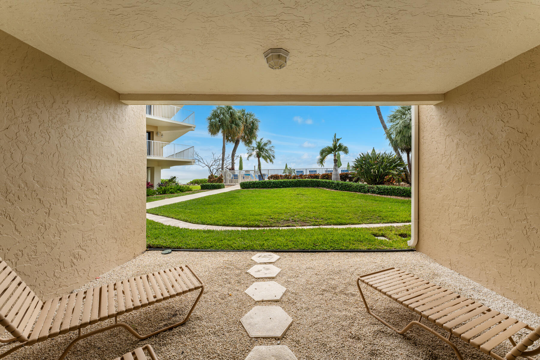 1133 W Ocean Drive Unit: 10