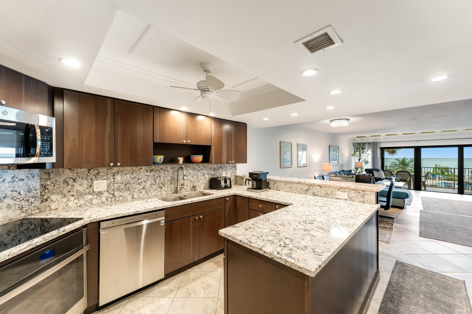 1133 W Ocean Drive Unit: 10