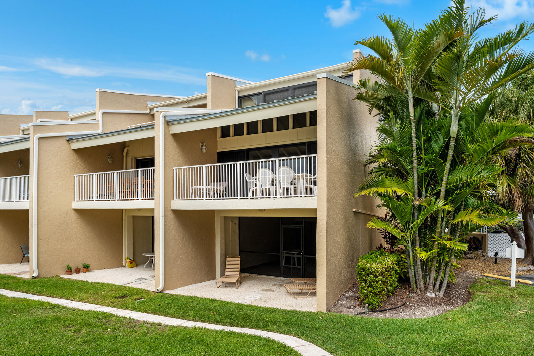 1133 W Ocean Drive Unit: 10