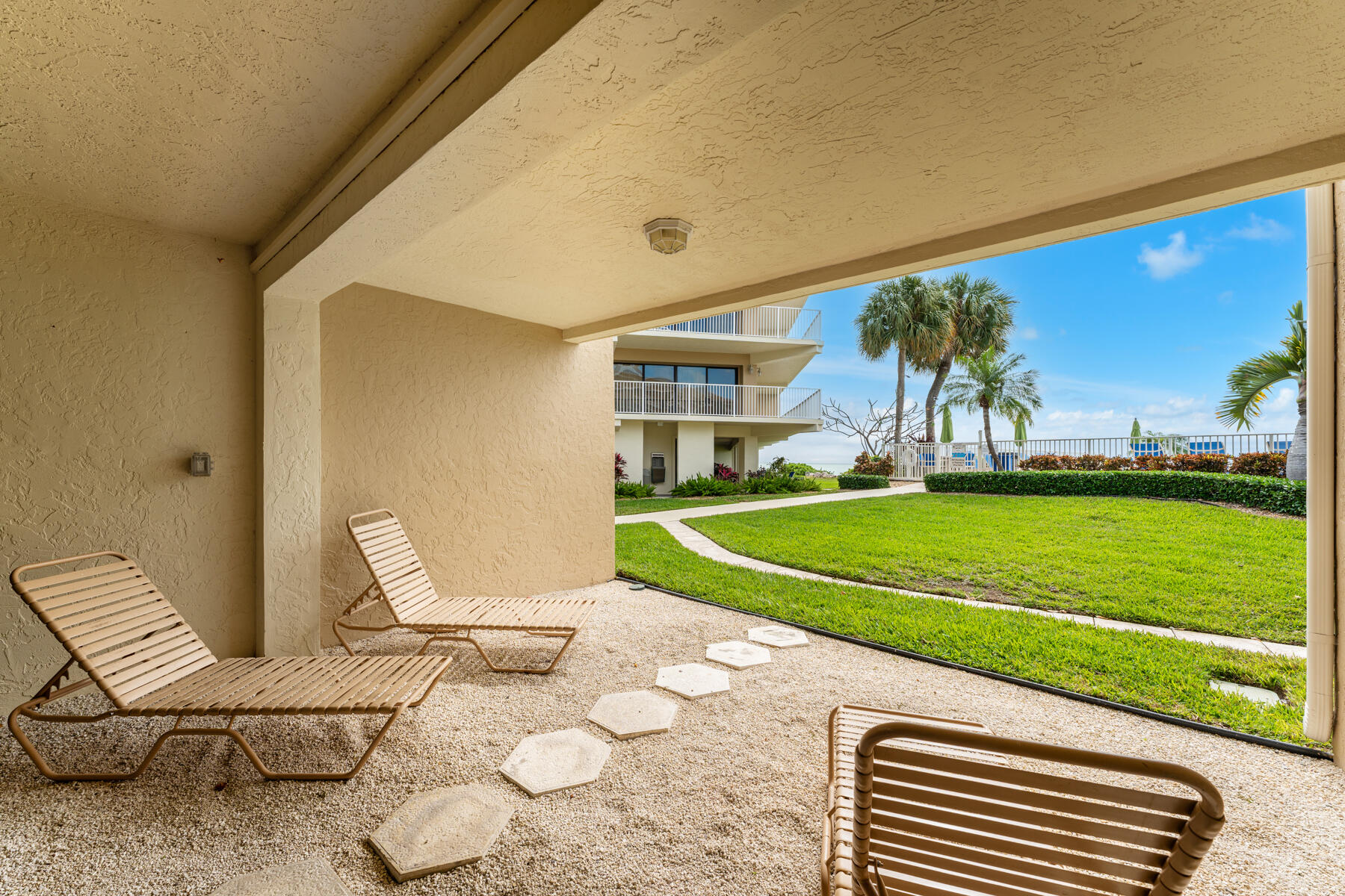 1133 W Ocean Drive Unit: 10