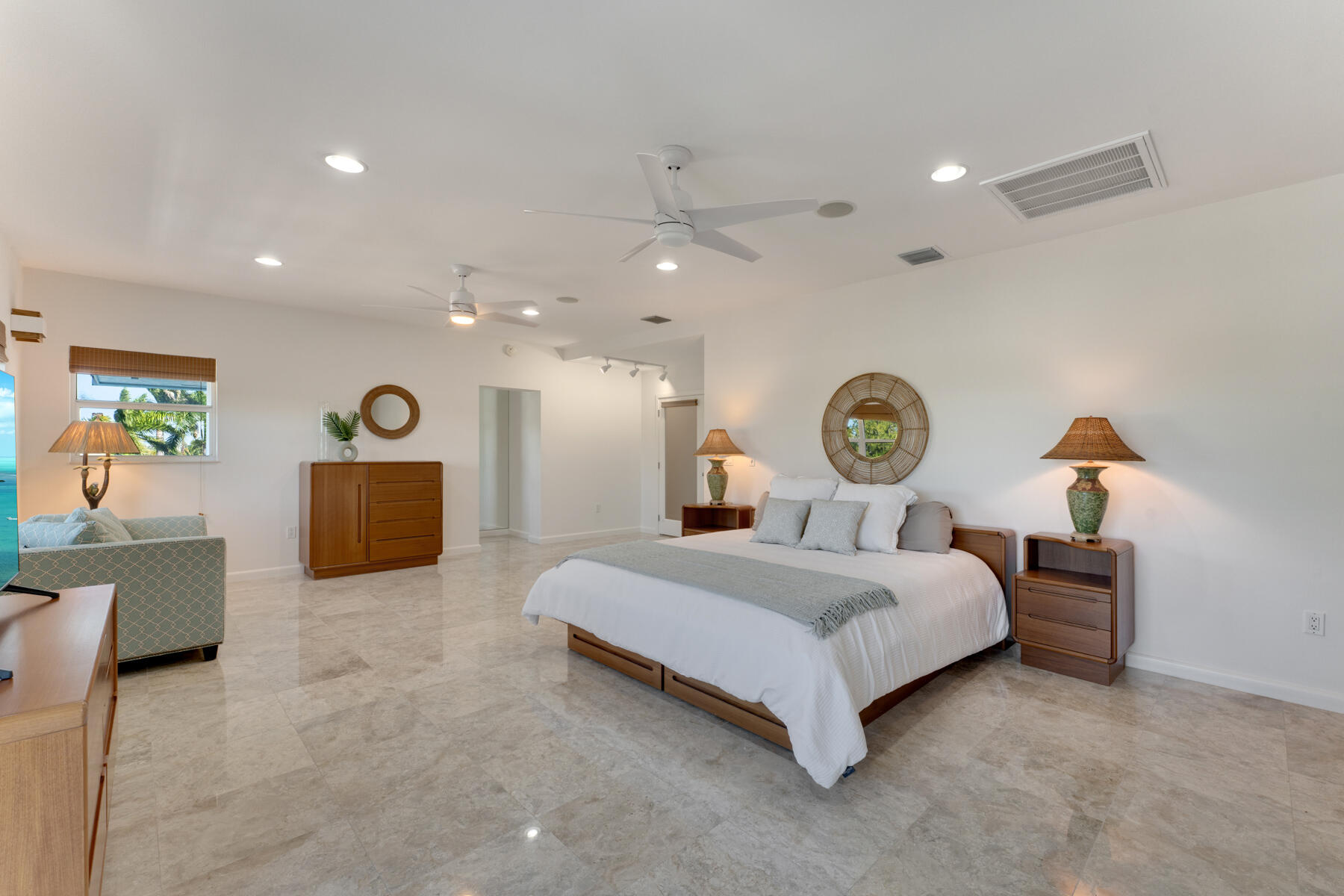 137 Sapodilla Drive