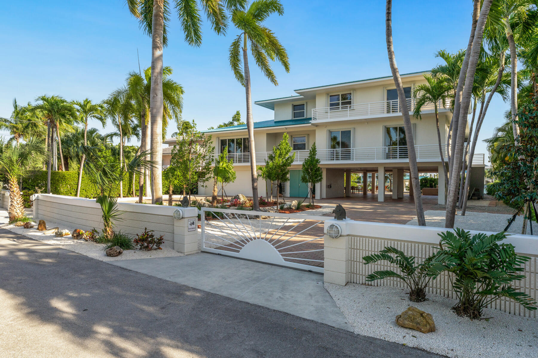 137 Sapodilla Drive