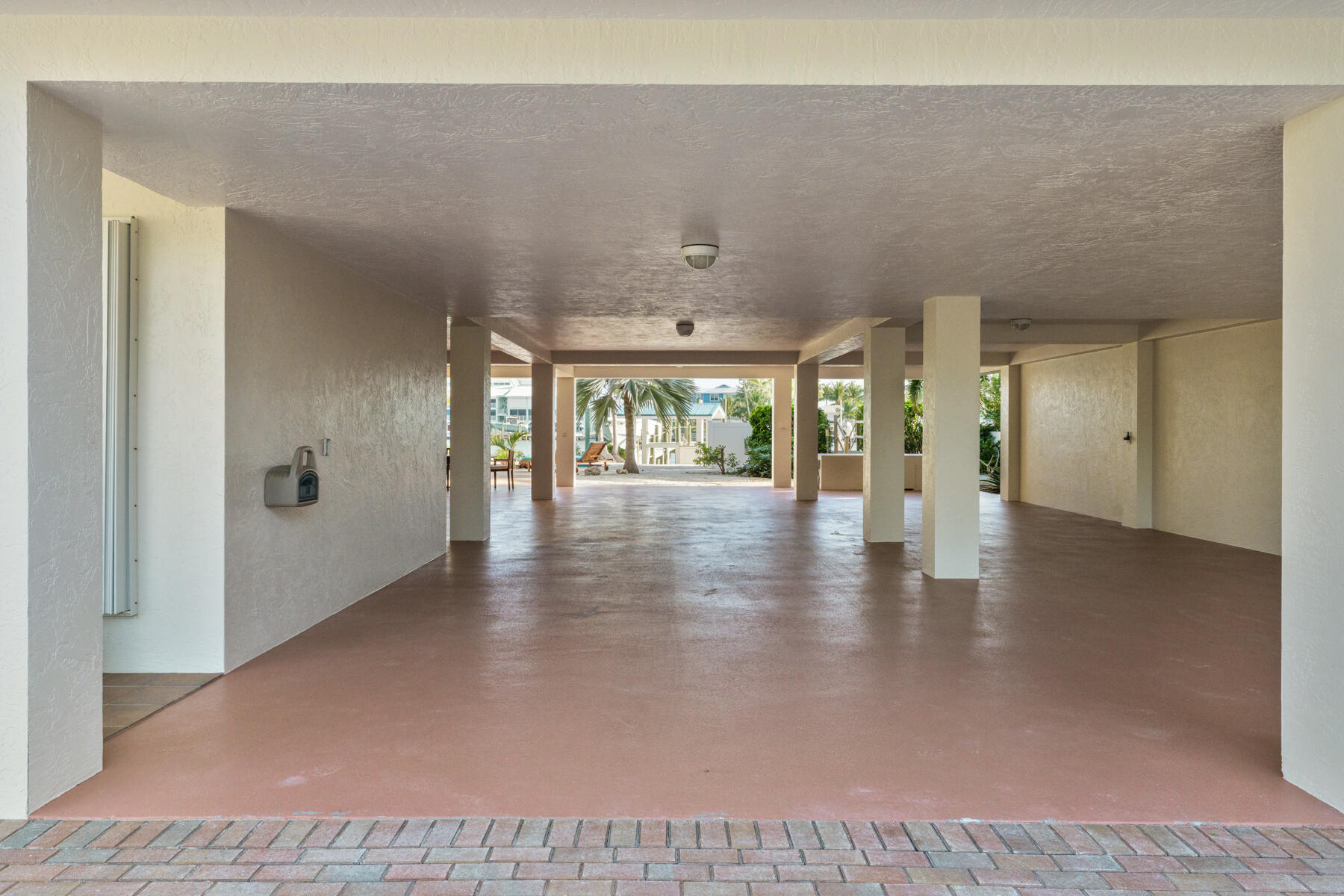 137 Sapodilla Drive