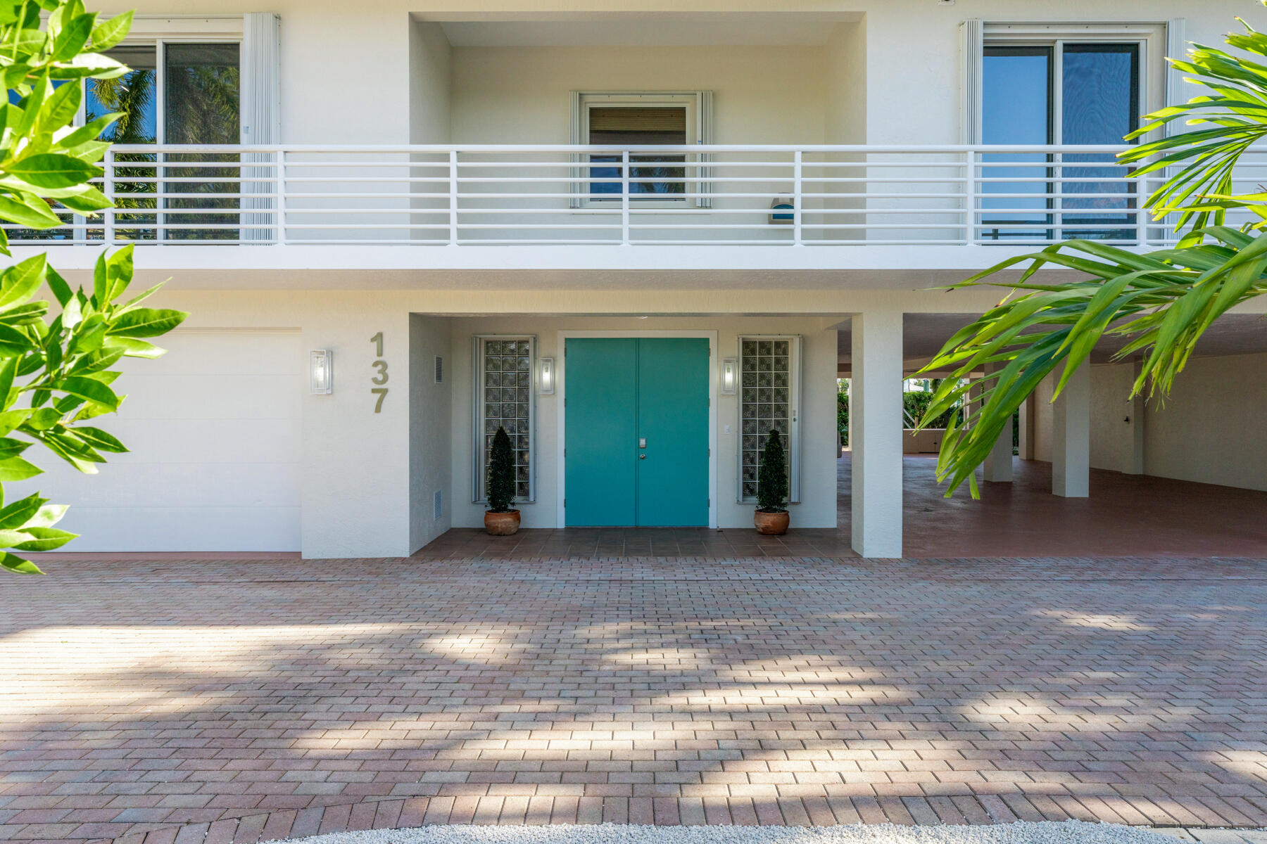 137 Sapodilla Drive