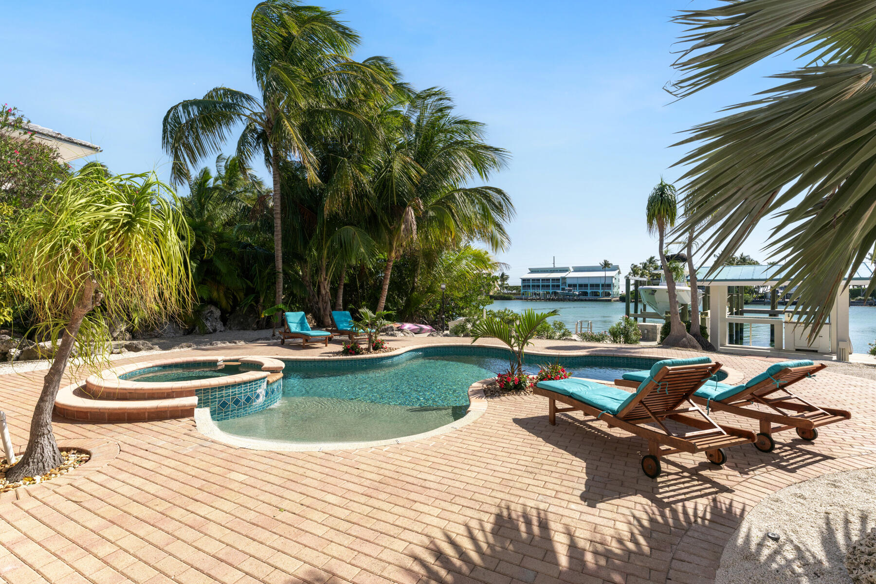 137 Sapodilla Drive