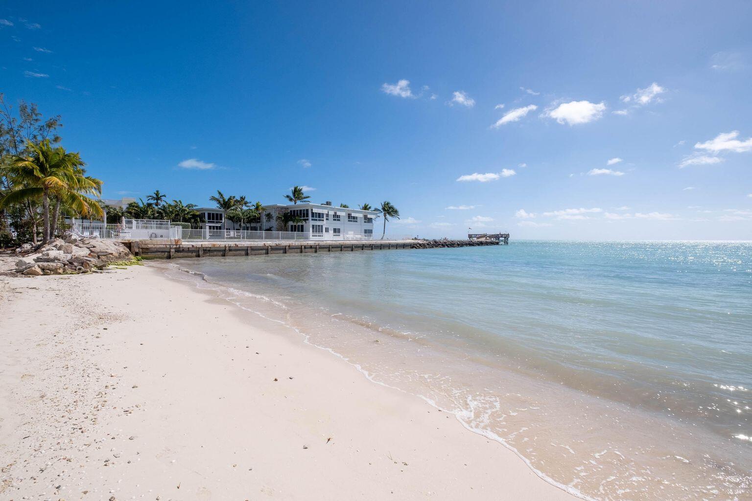 601 W Ocean Drive Unit: 410