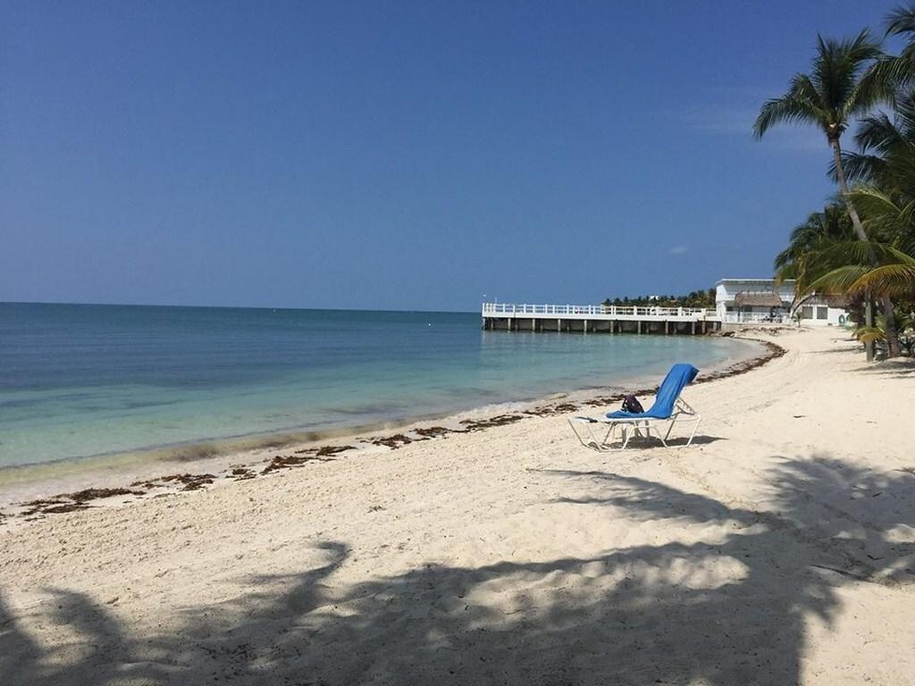 601 W Ocean Drive Unit: 410