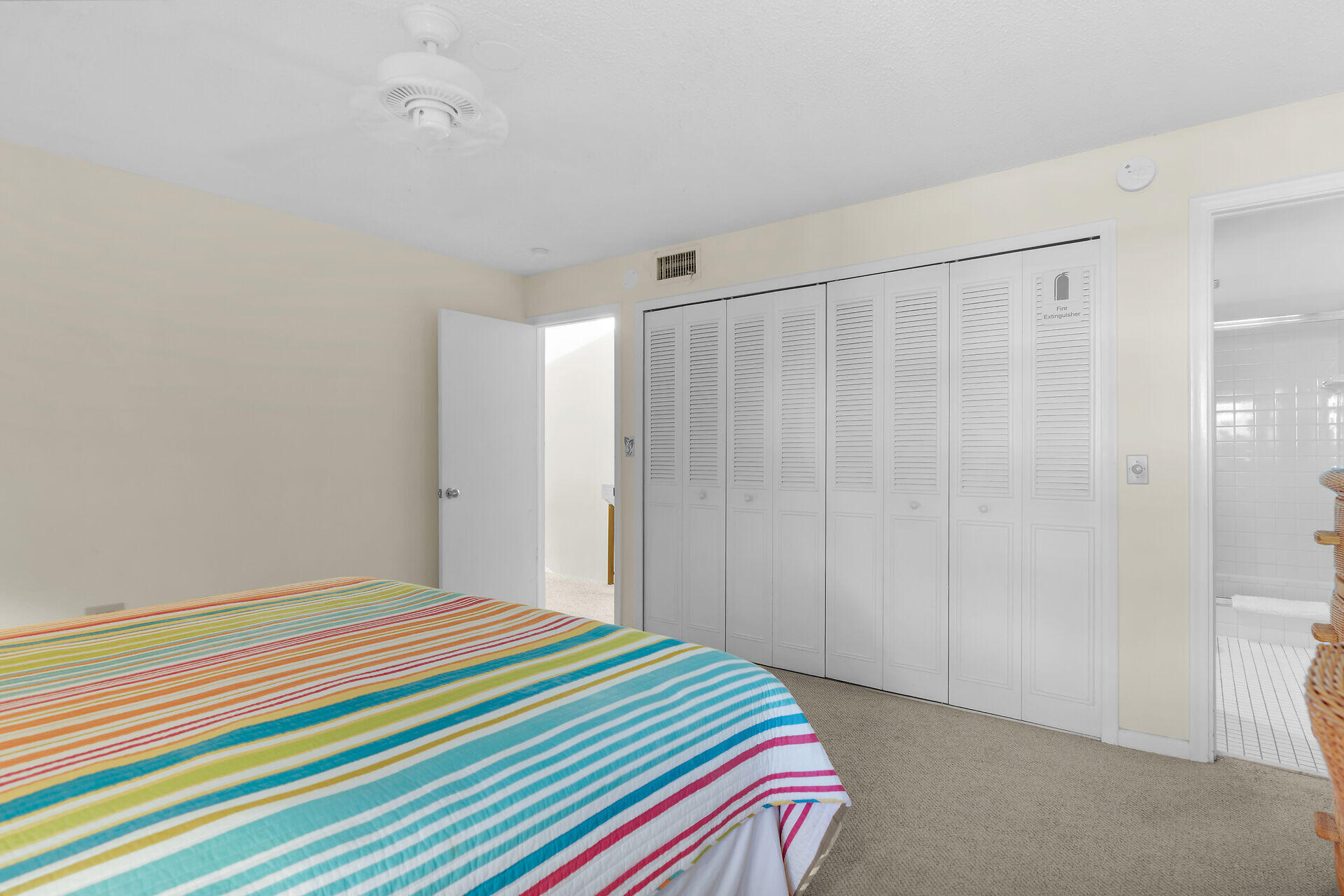601 W Ocean Drive Unit: 410