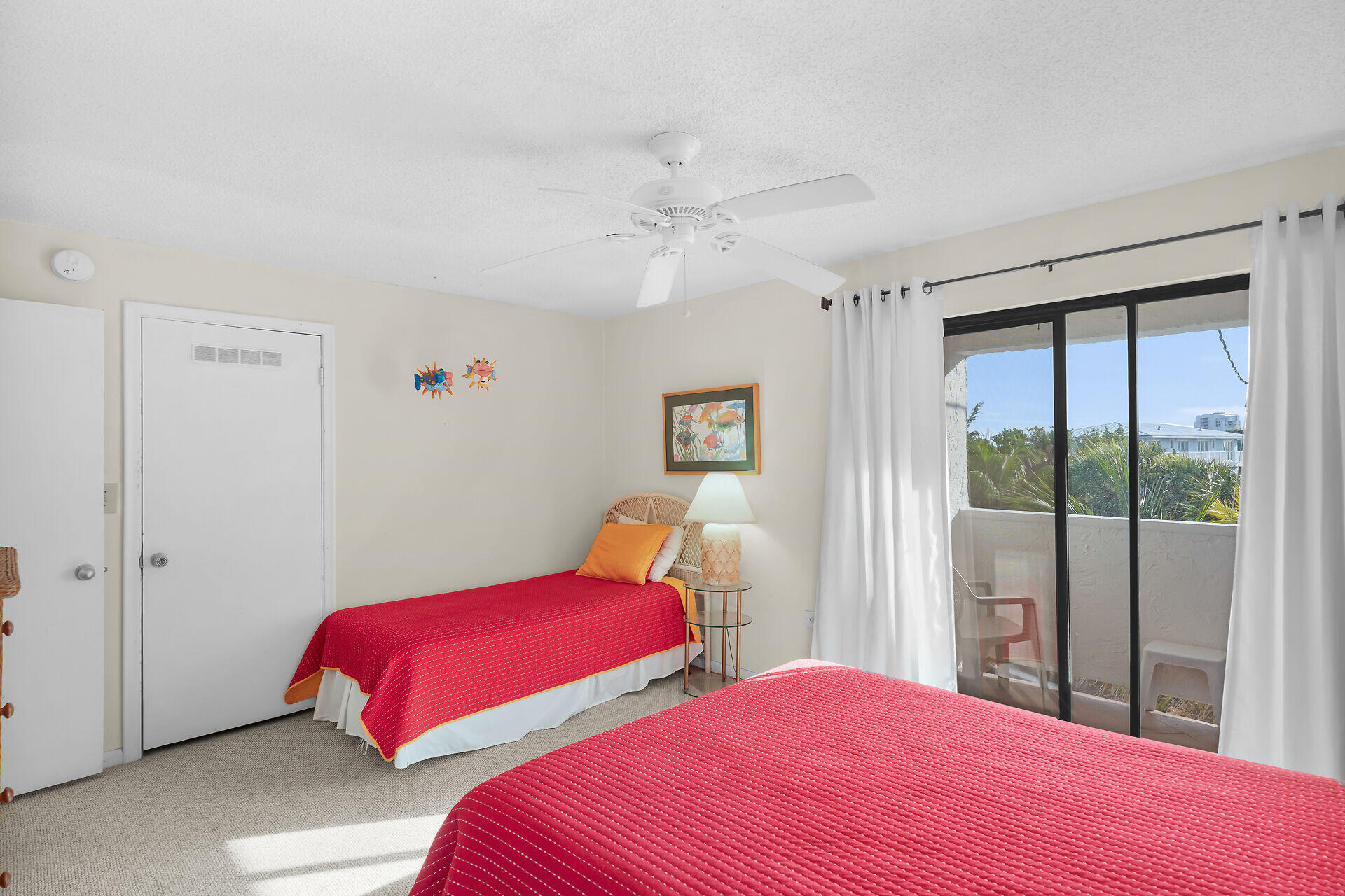 601 W Ocean Drive Unit: 410