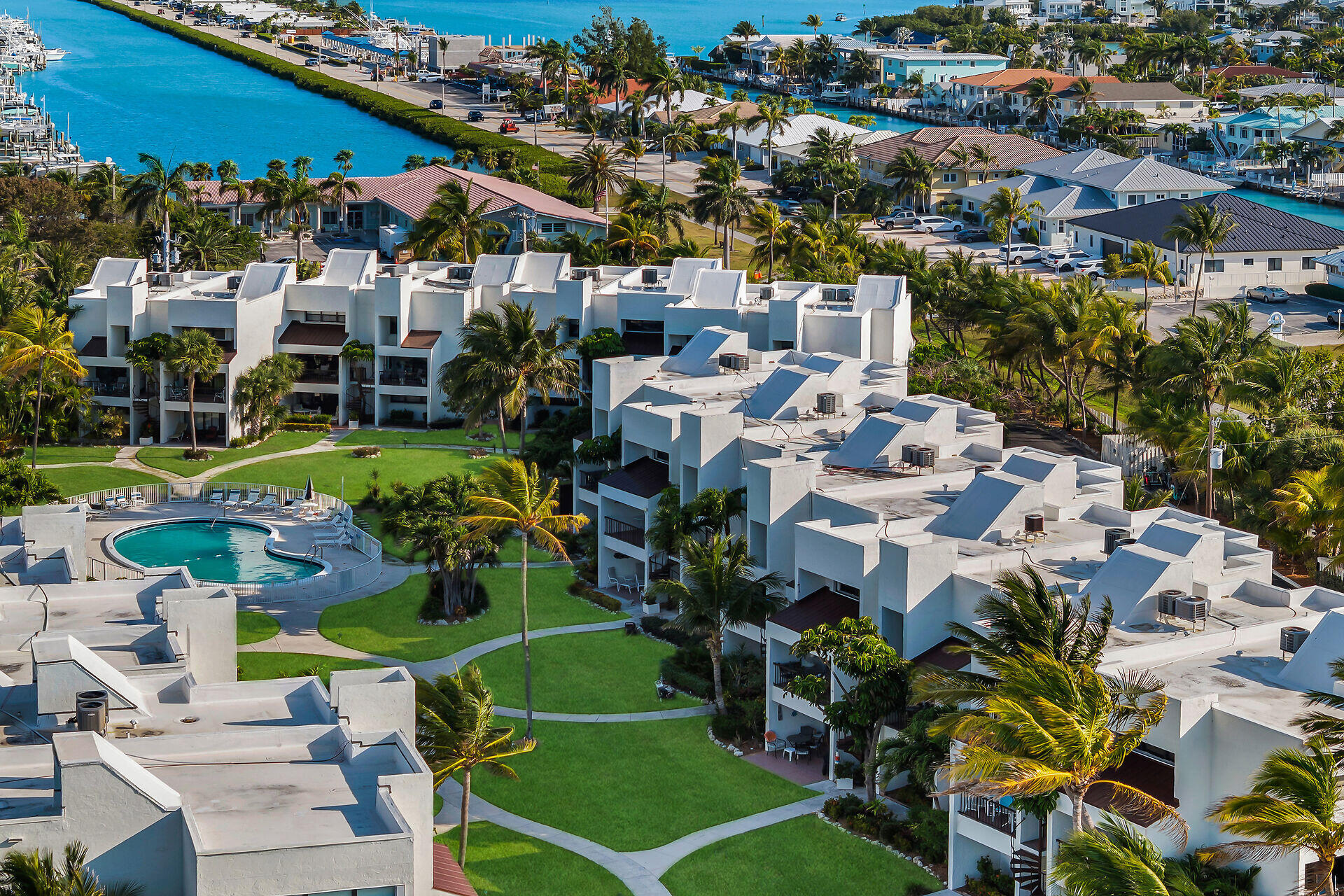 601 W Ocean Drive Unit: 410