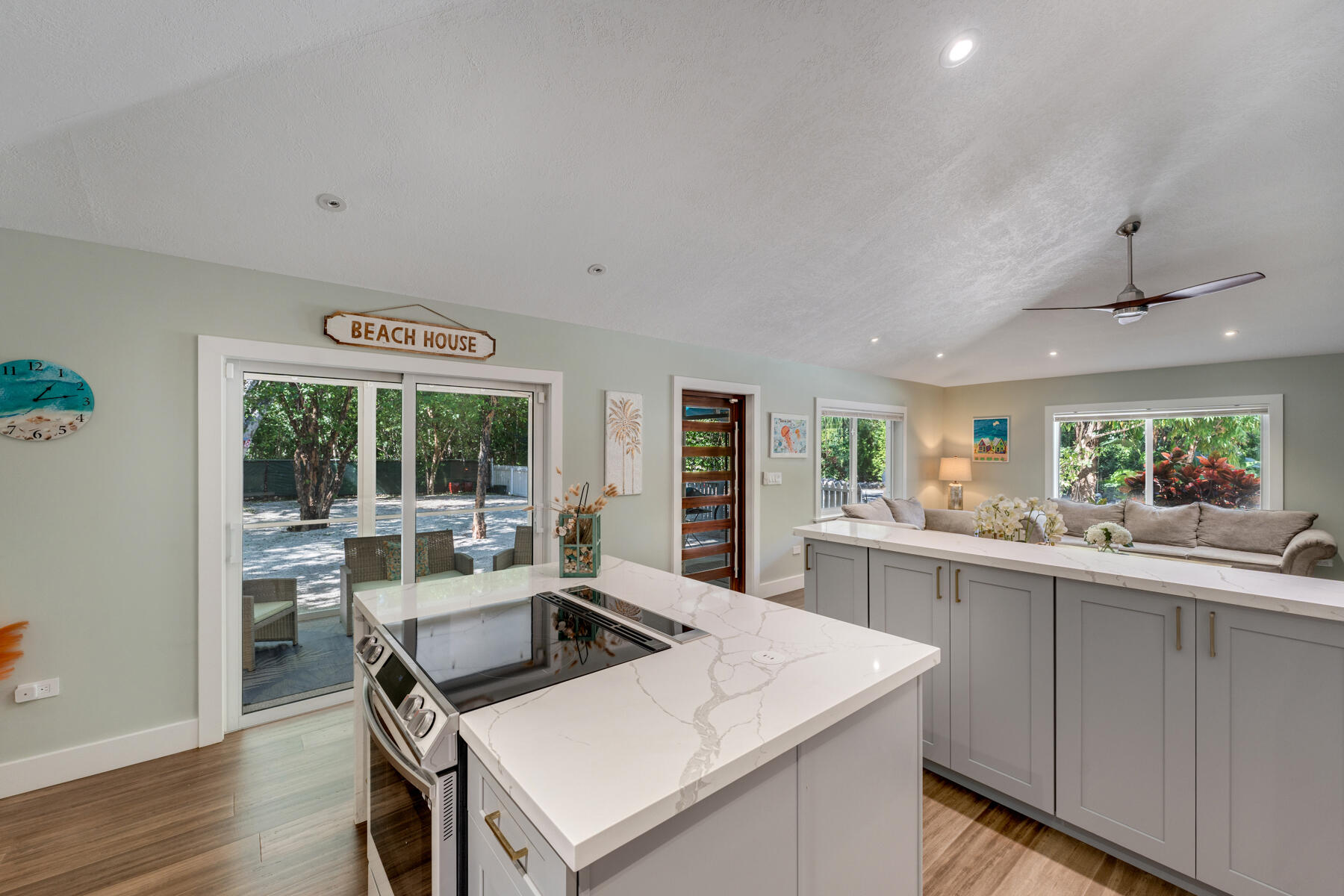 129 Artic Avenue