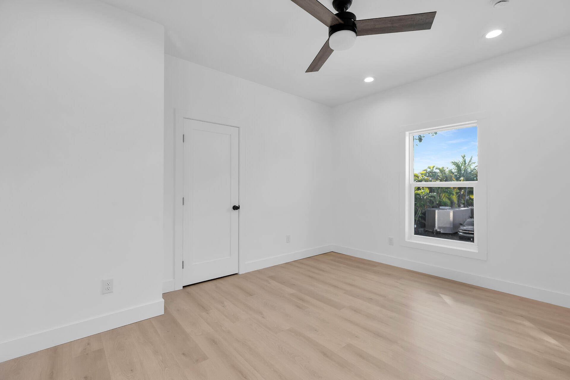1547 Gardenia Lane