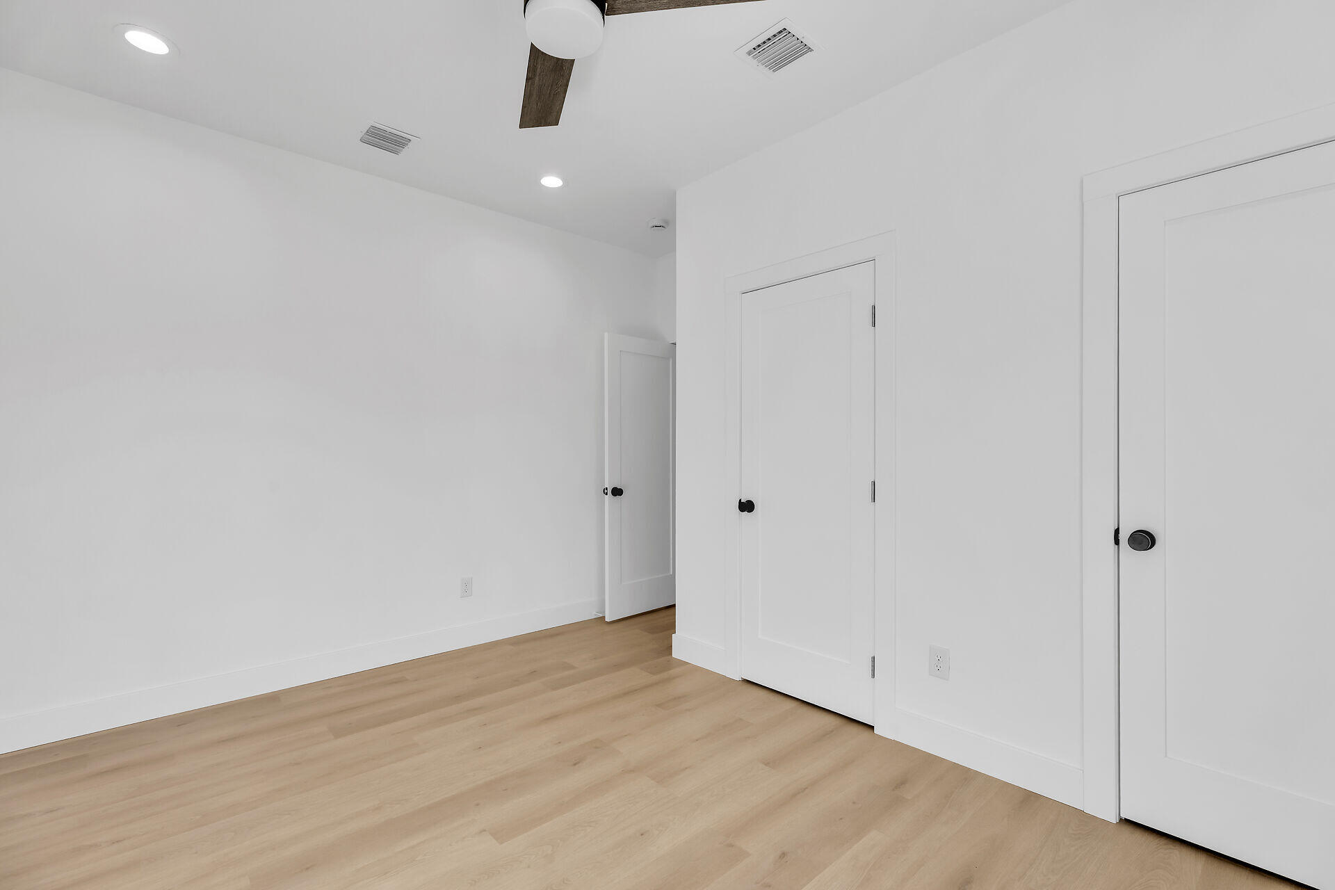 1547 Gardenia Lane