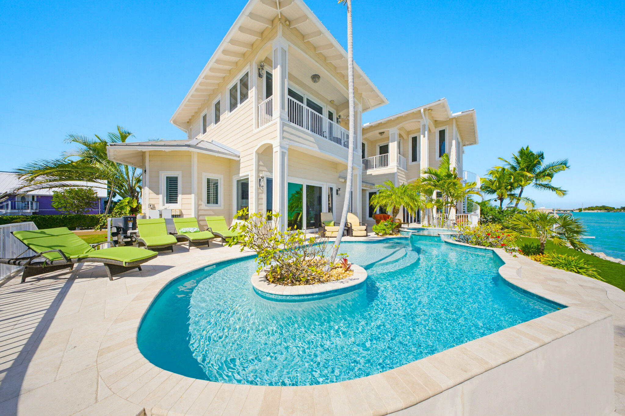 421 La Fitte Road