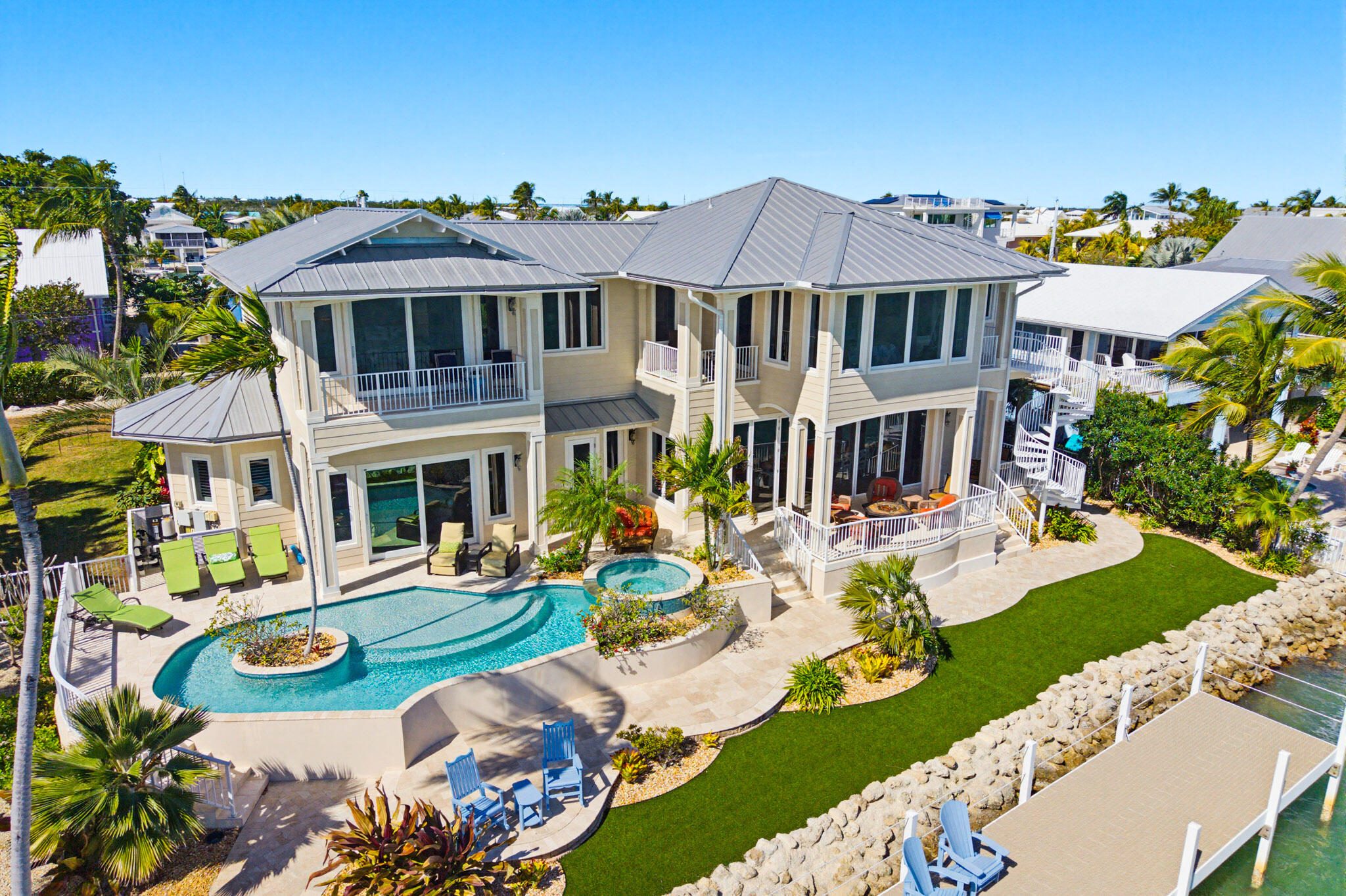421 La Fitte Road