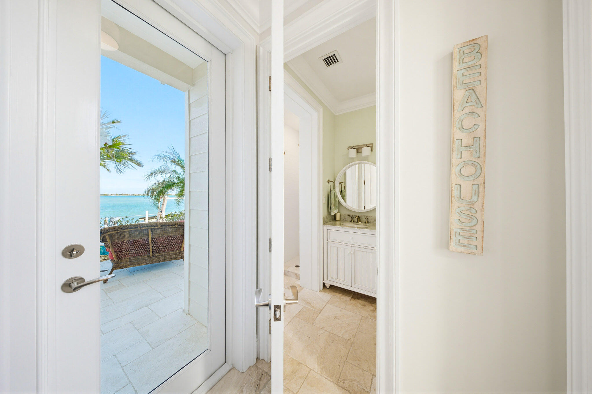 421 La Fitte Road