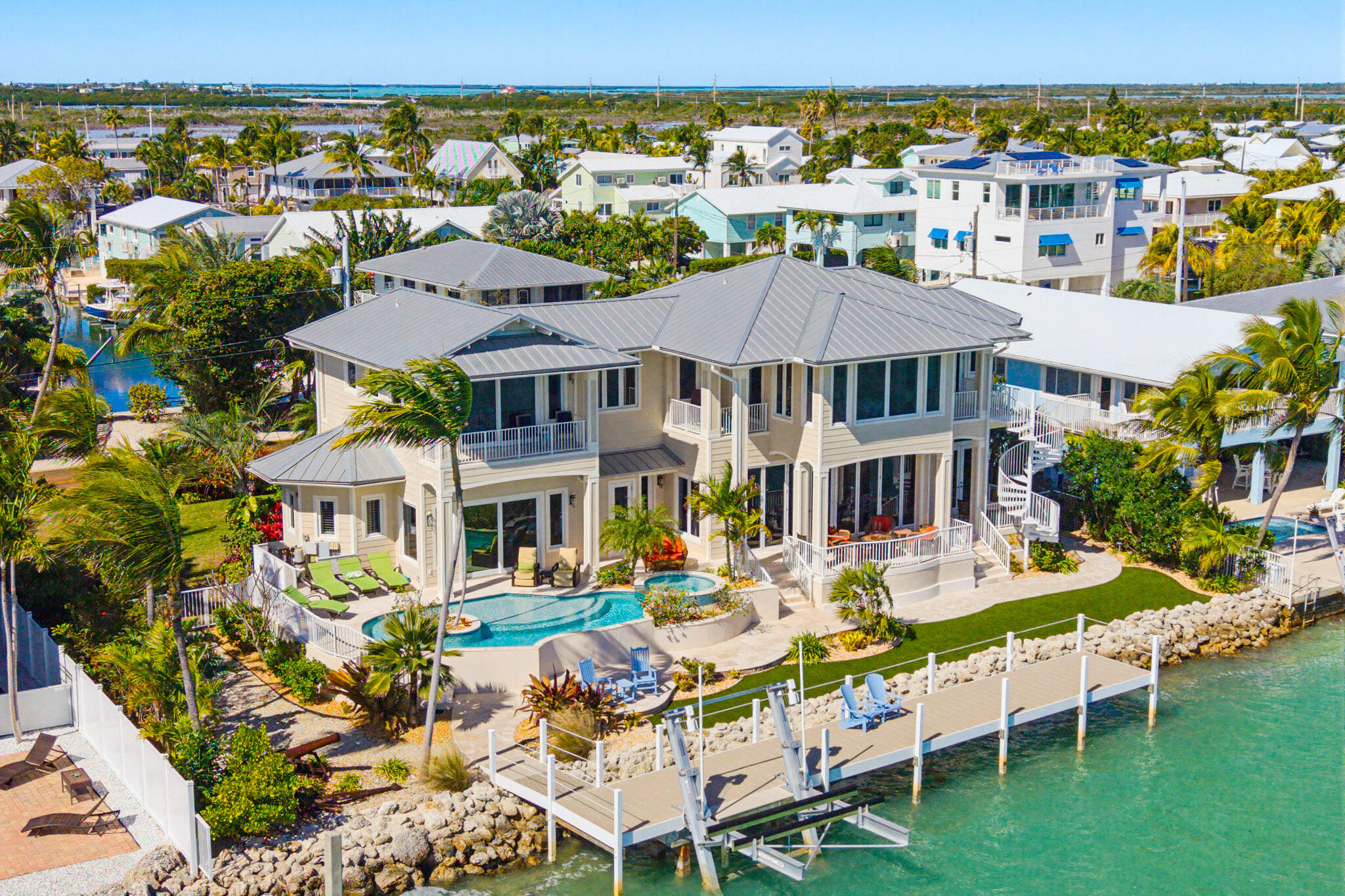 421 La Fitte Road