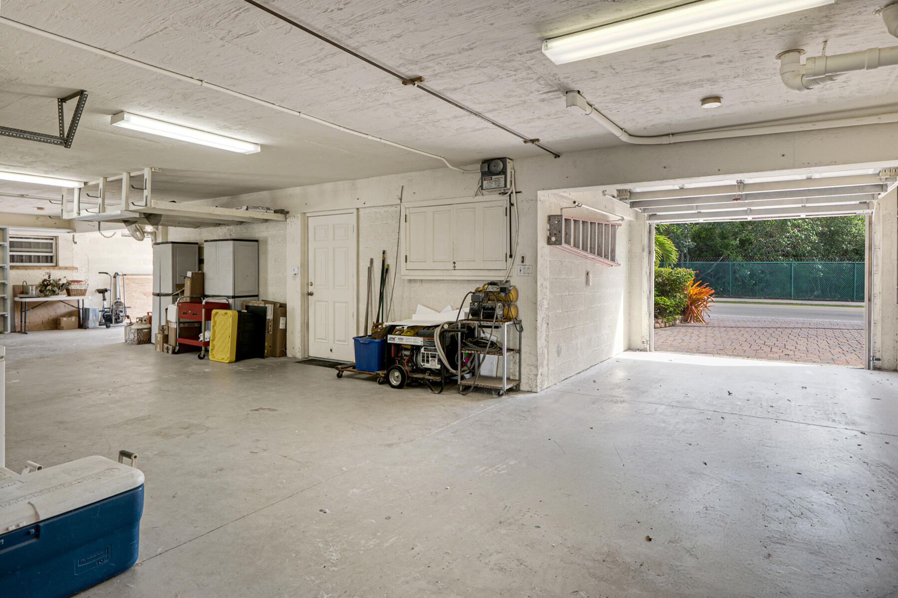 9960 Aviation Boulevard