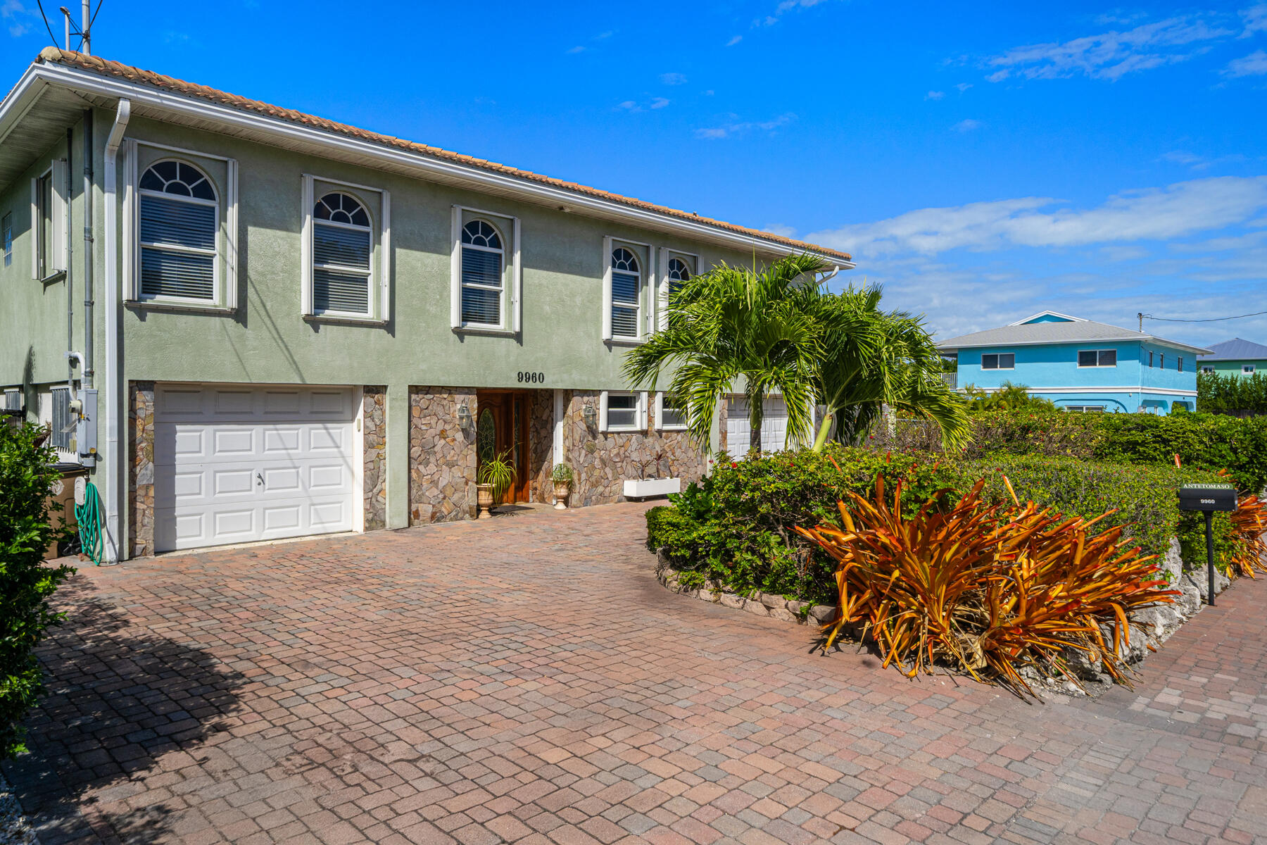 9960 Aviation Boulevard