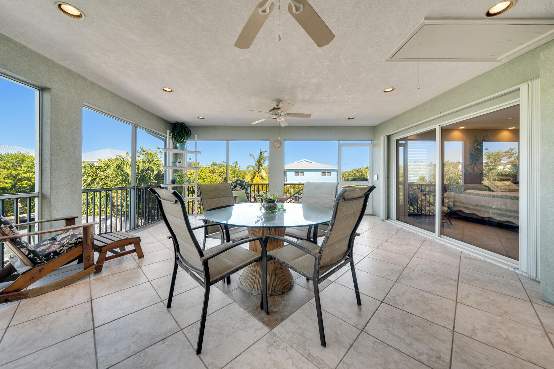 9960 Aviation Boulevard