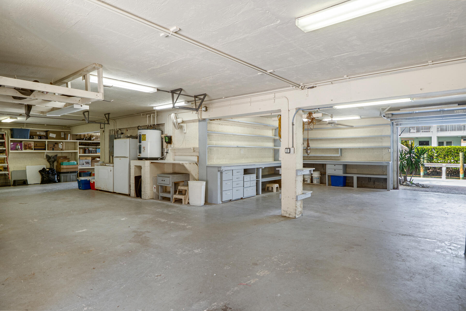 9960 Aviation Boulevard