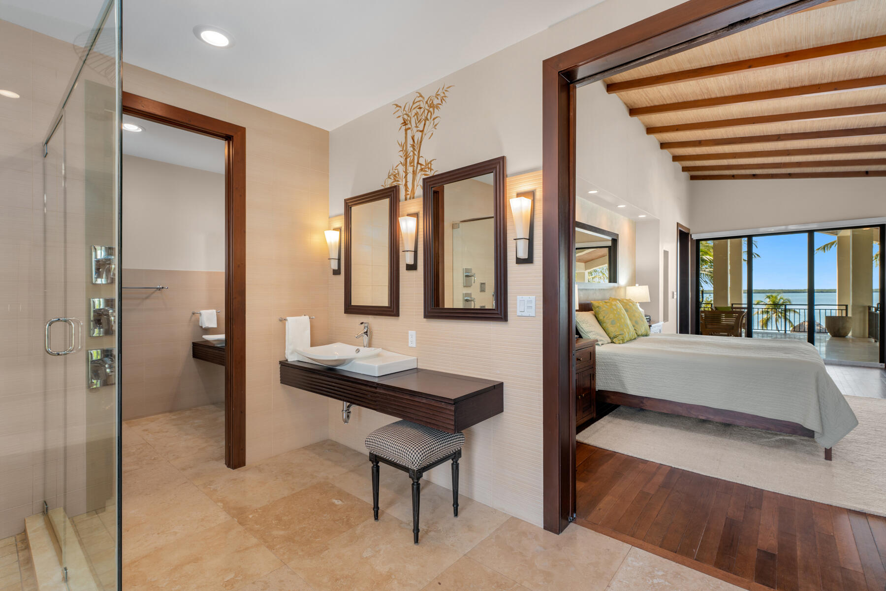 101954 Overseas Highway