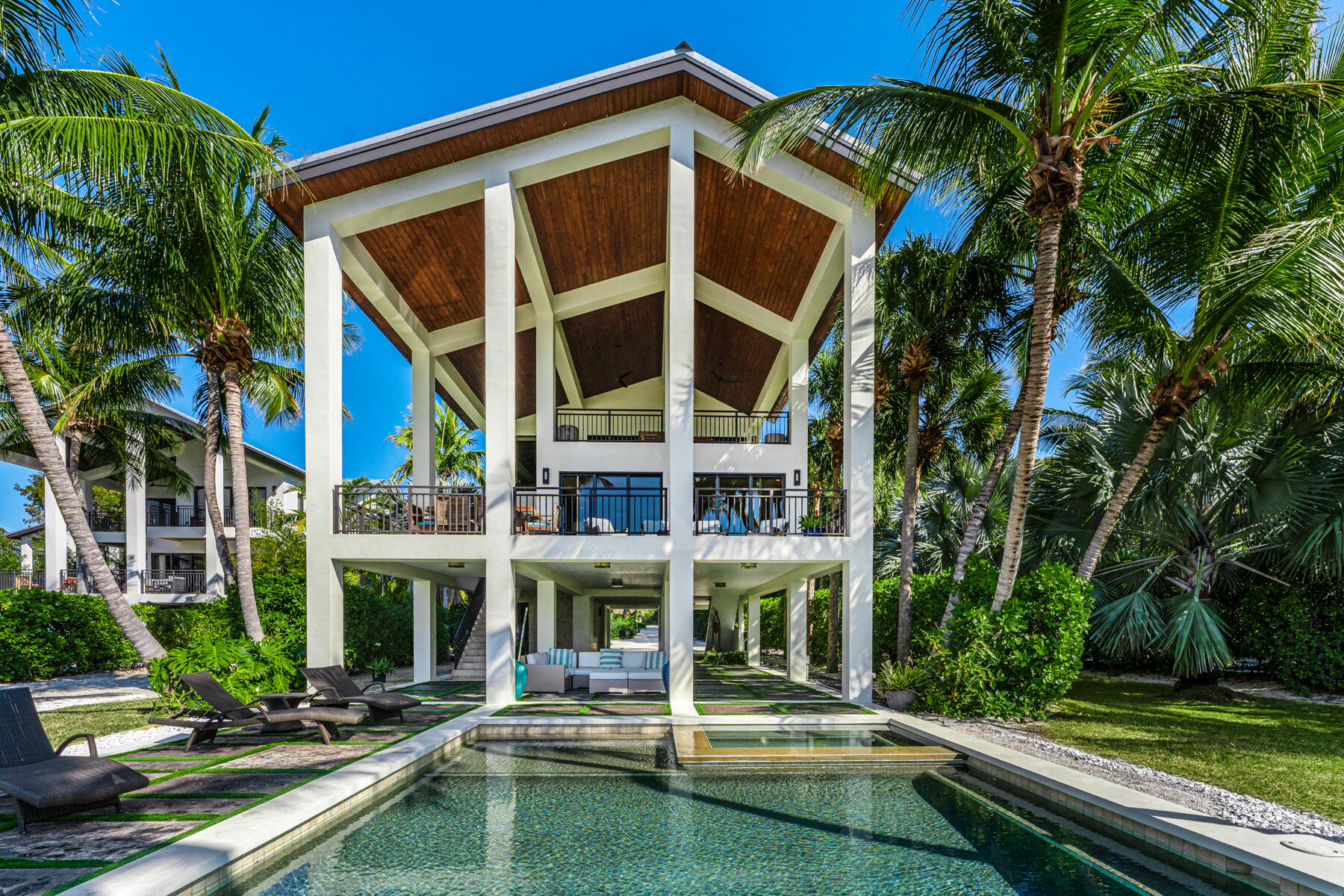 101954 Overseas Highway