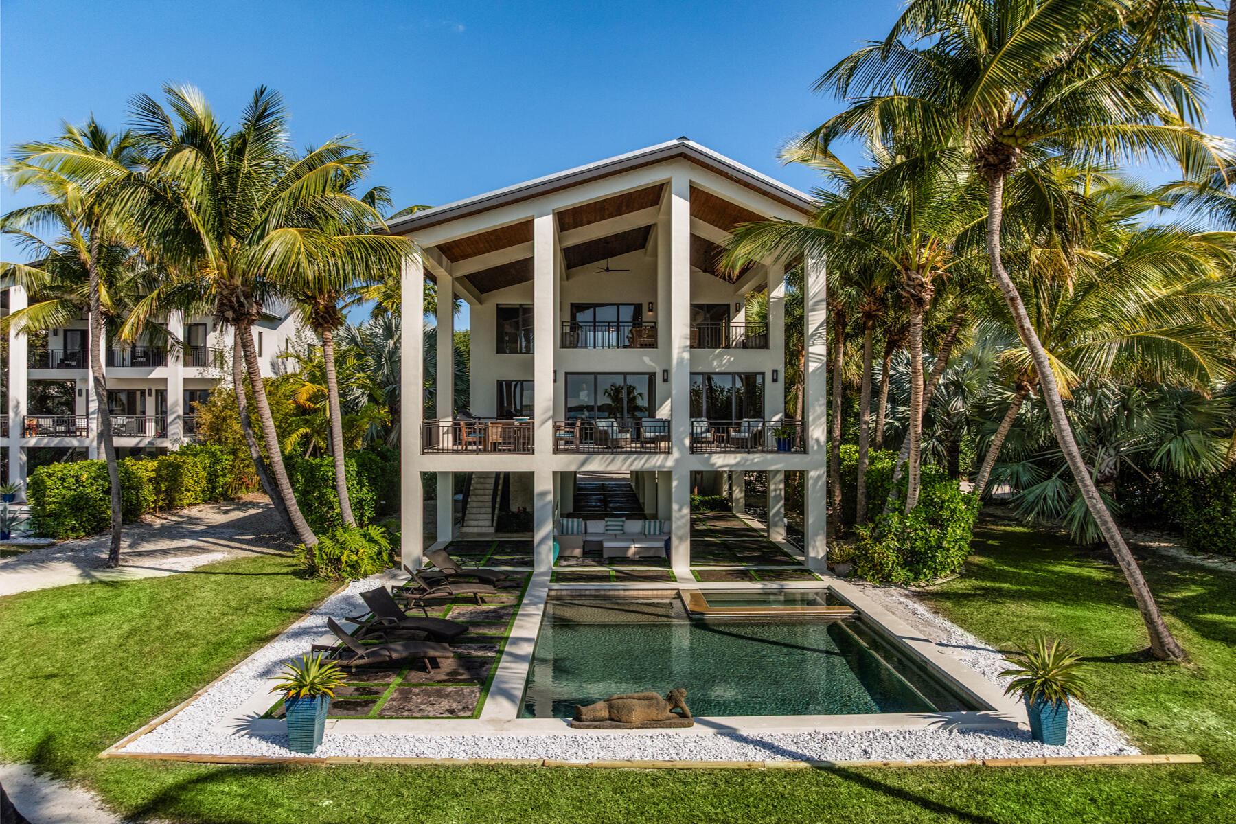 101954 Overseas Highway