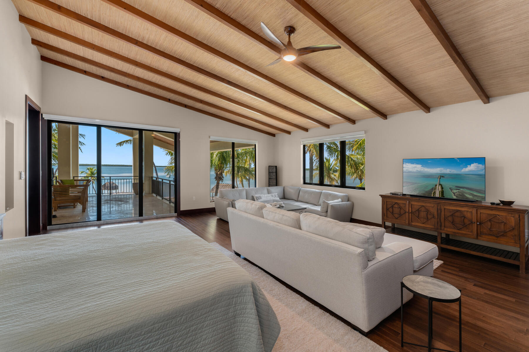 101954 Overseas Highway