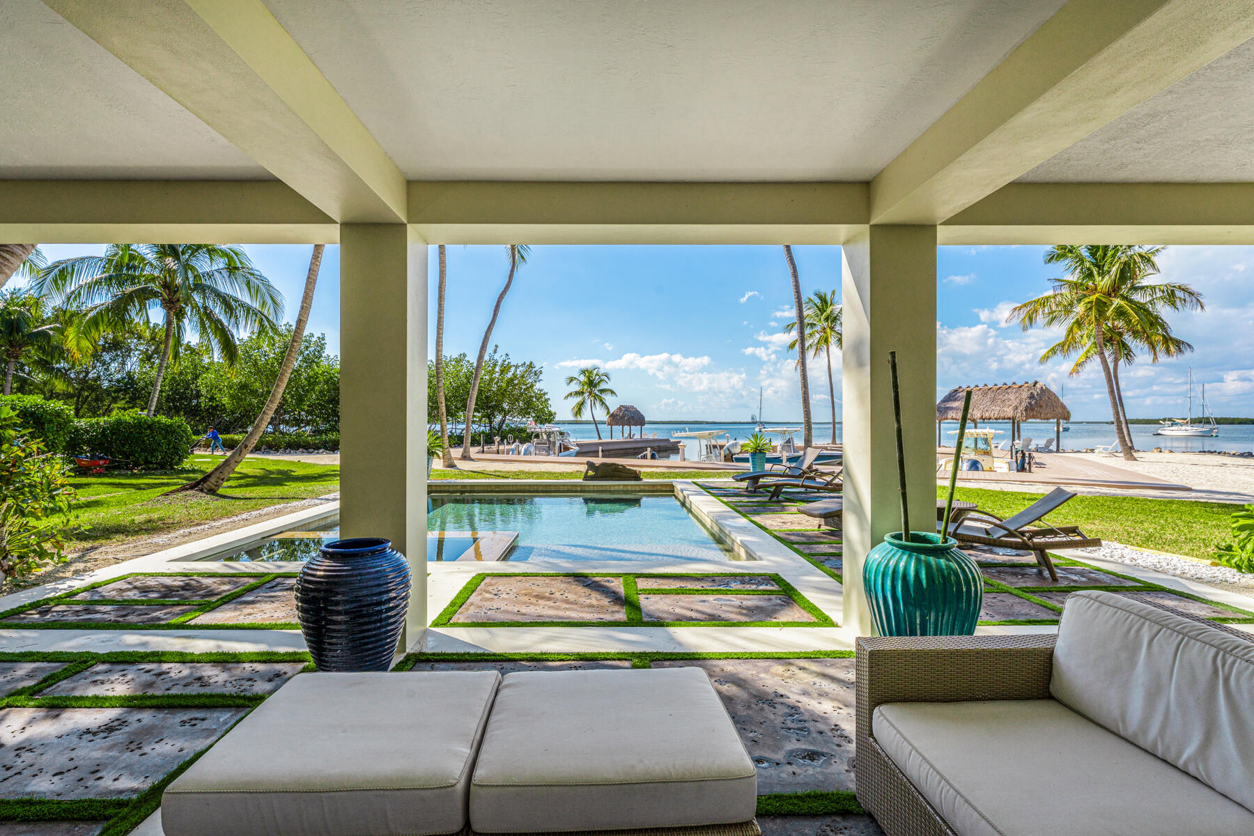 101954 Overseas Highway