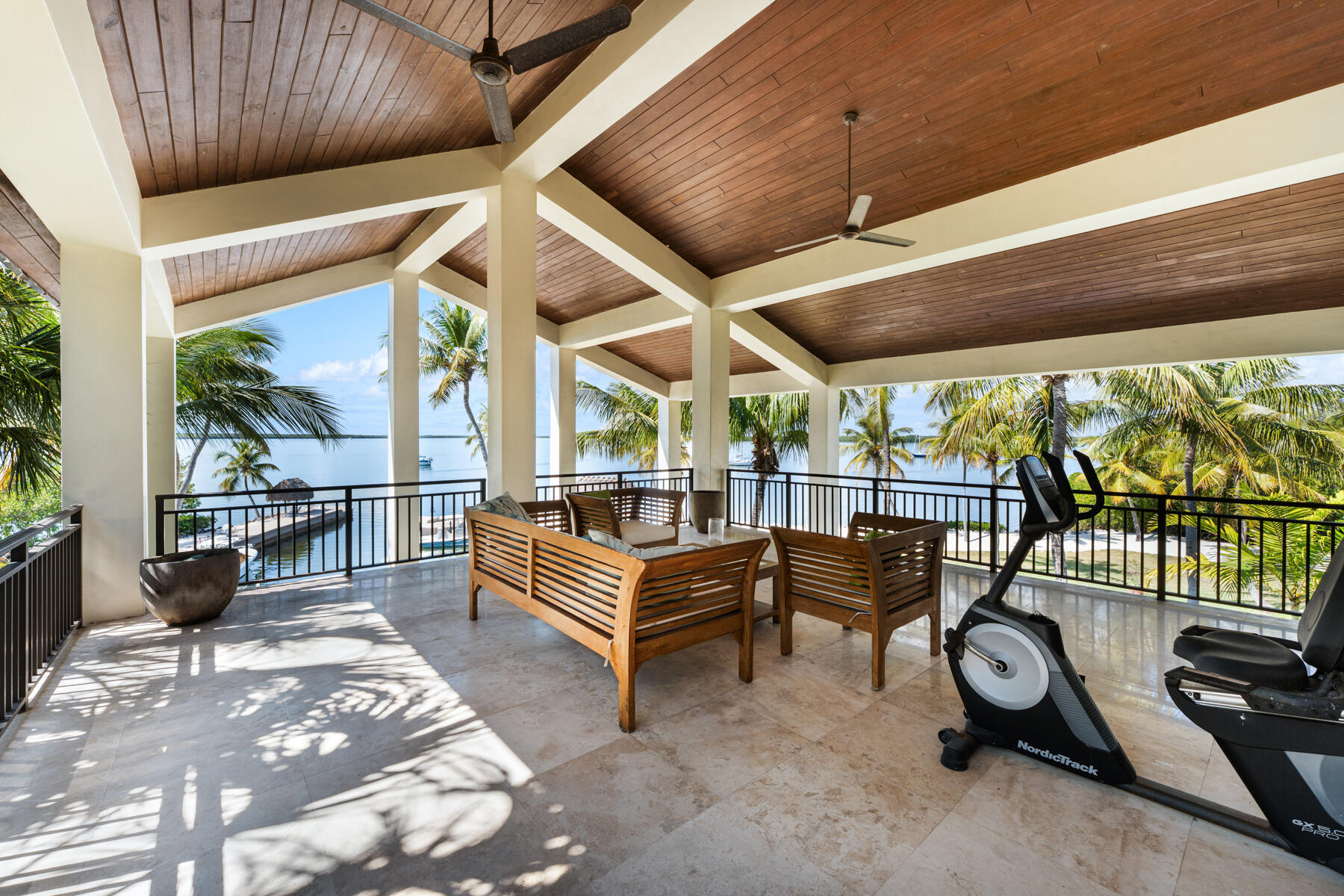 101954 Overseas Highway