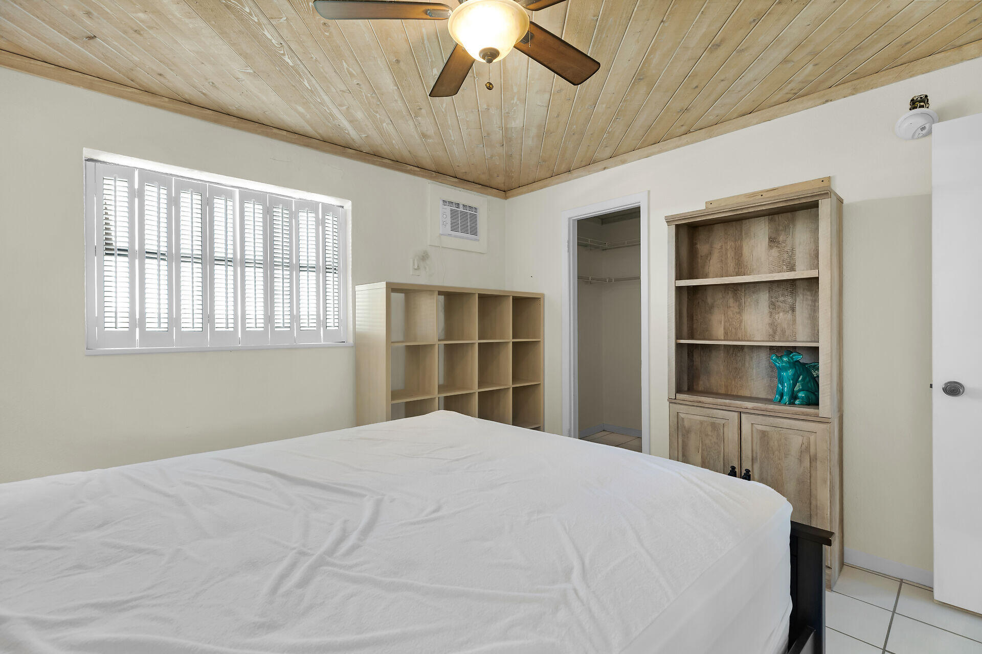 119 Cortez Drive Unit: APT G11