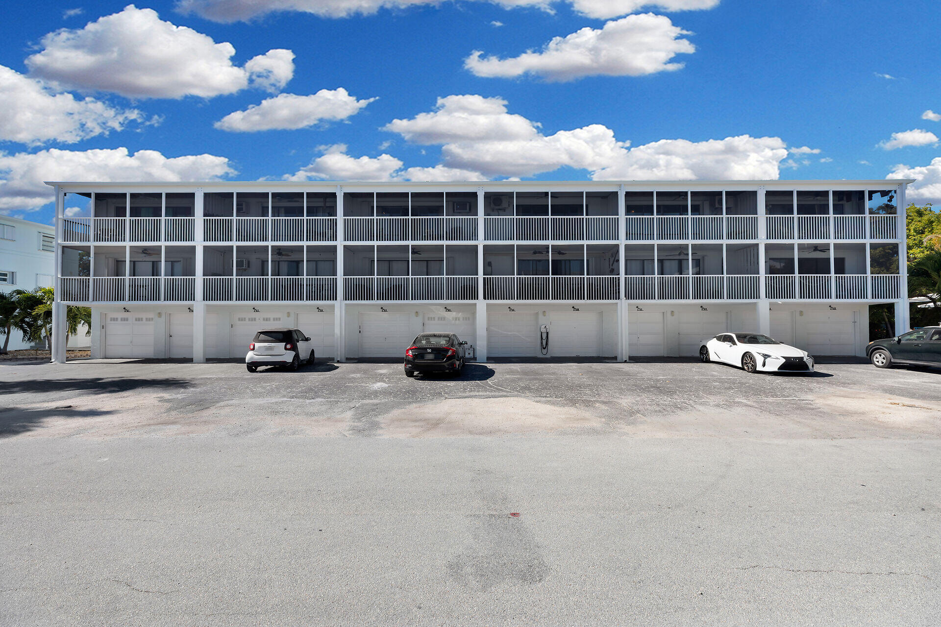 119 Cortez Drive Unit: APT G11