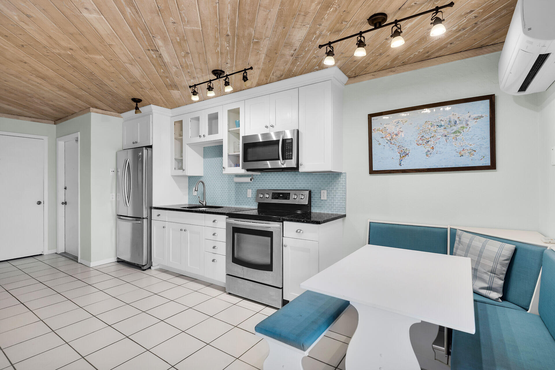 119 Cortez Drive Unit: APT G11