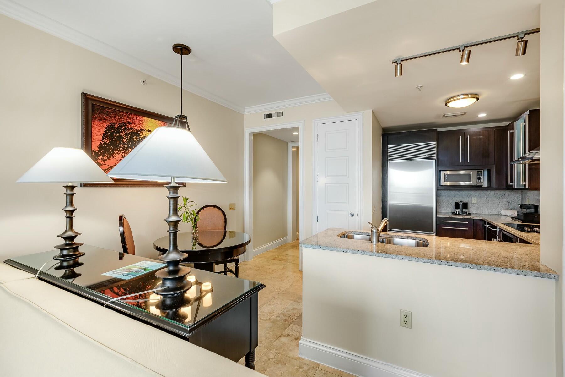 3841 N Roosevelt Boulevard Unit: 121