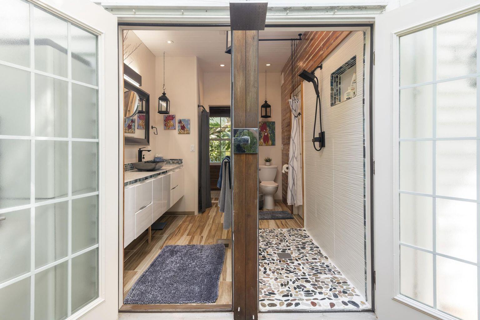 1211 Knowles Lane