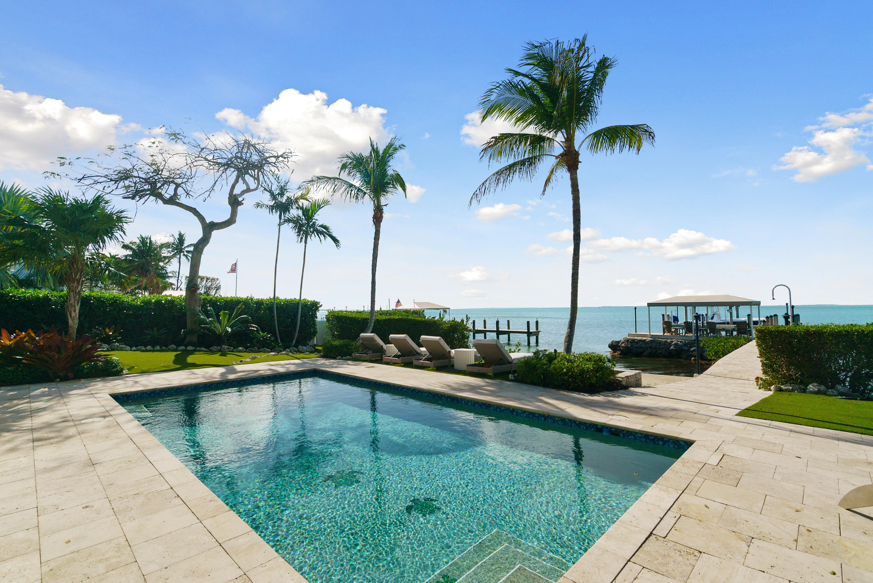 134 N Rolling Hill Road