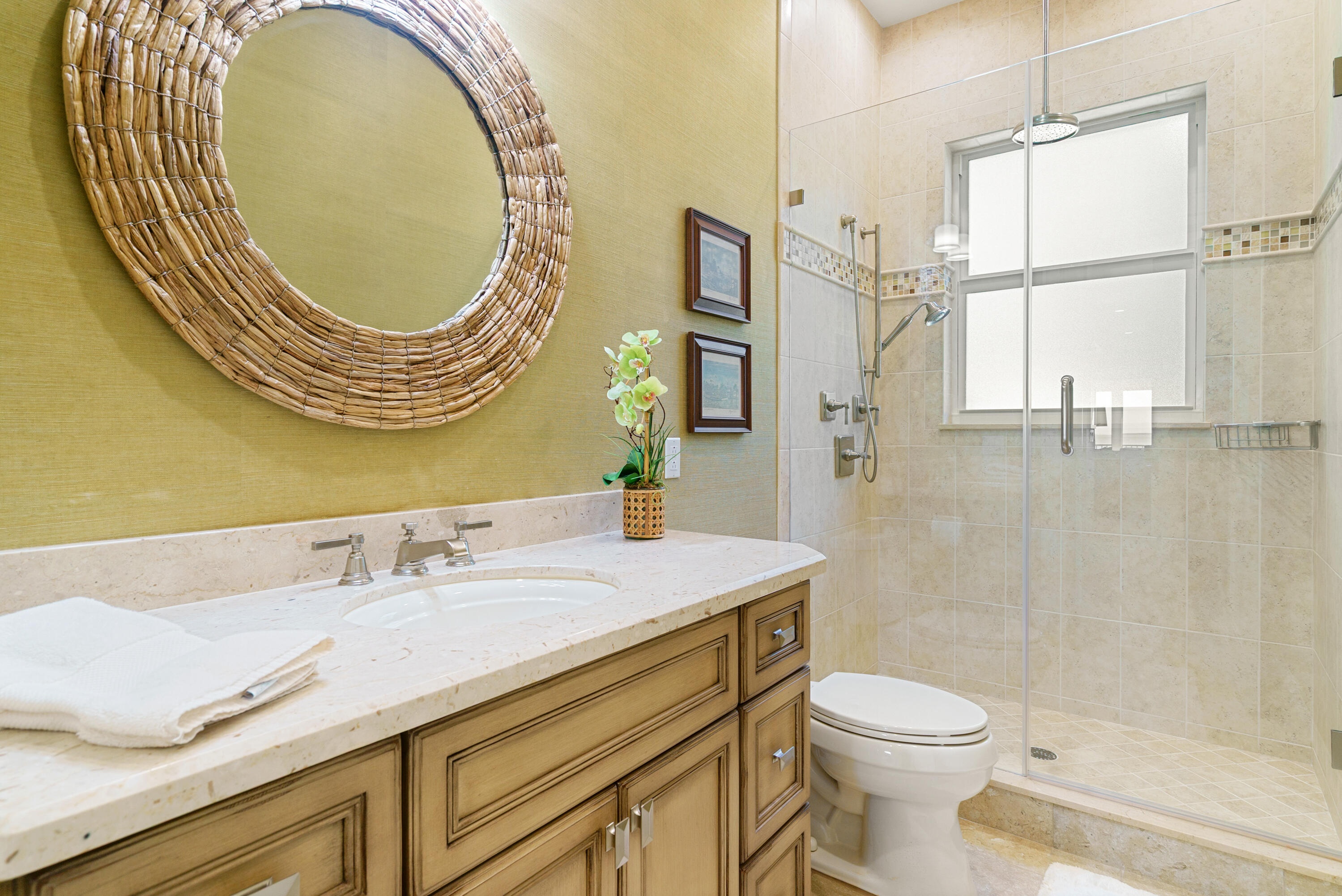 134 N Rolling Hill Road