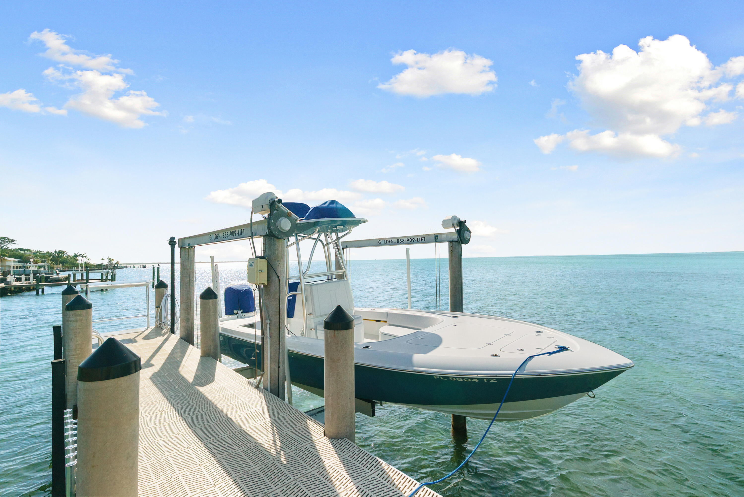 134 N Rolling Hill Road