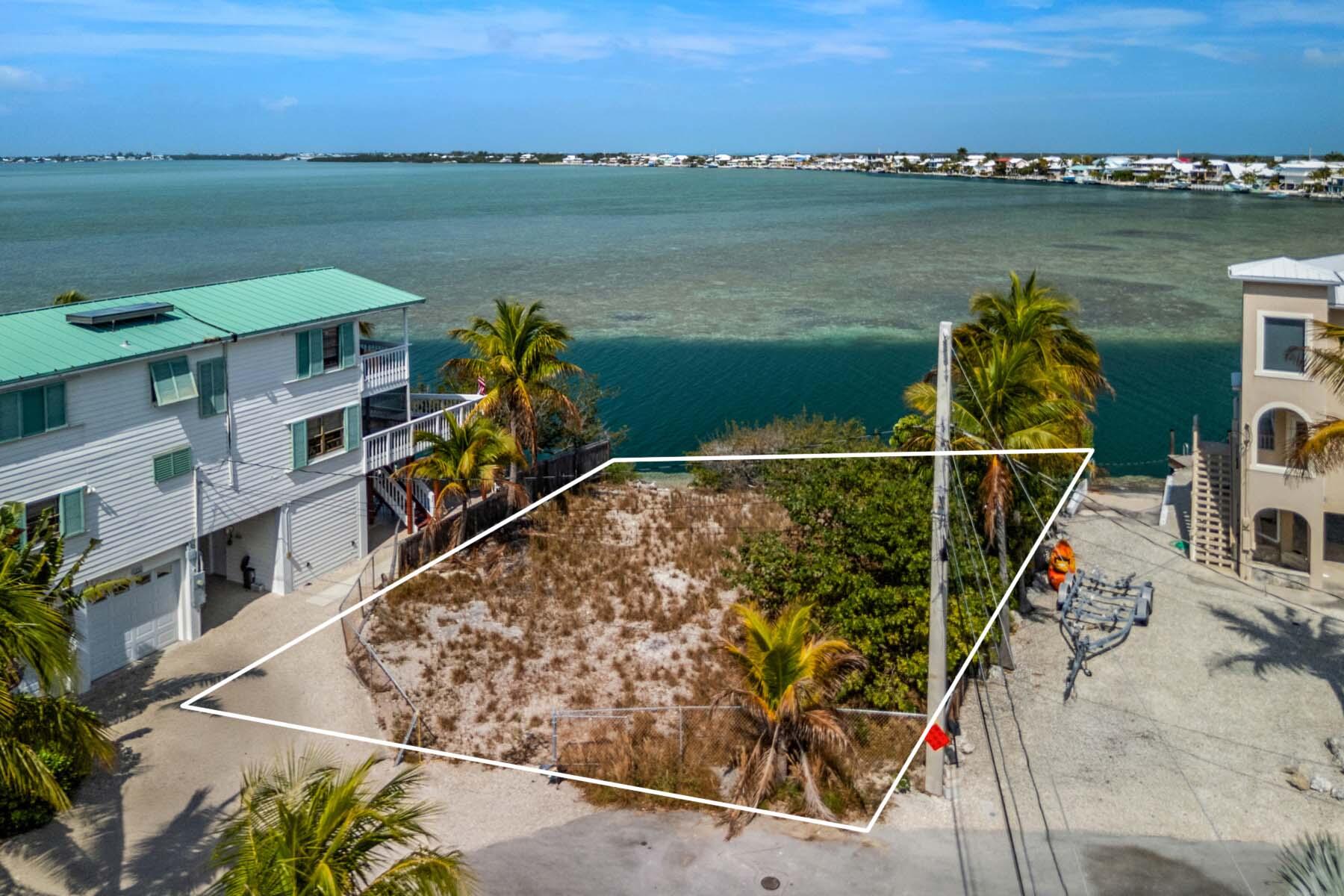 00000 Lagoon Drive