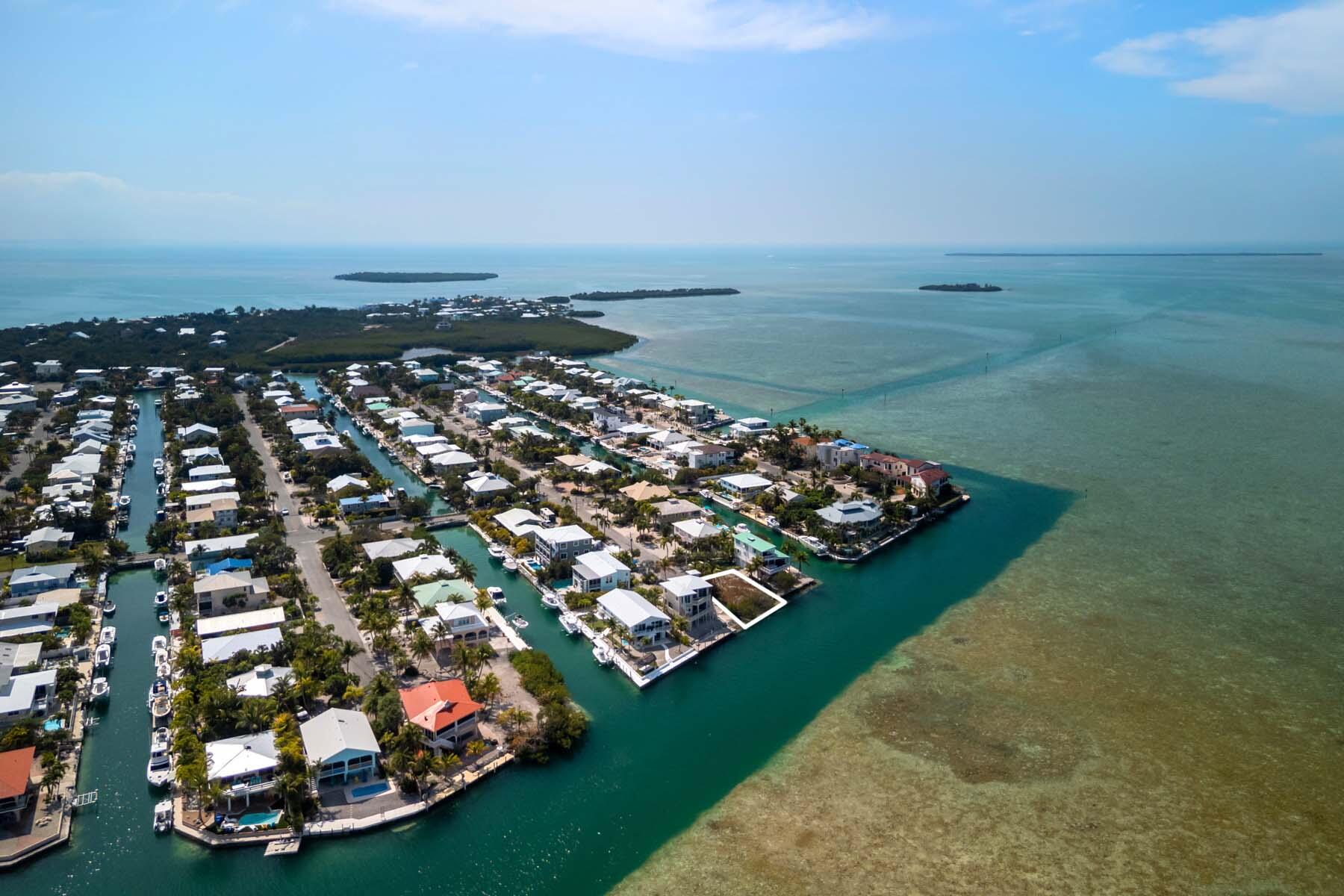 00000 Lagoon Drive
