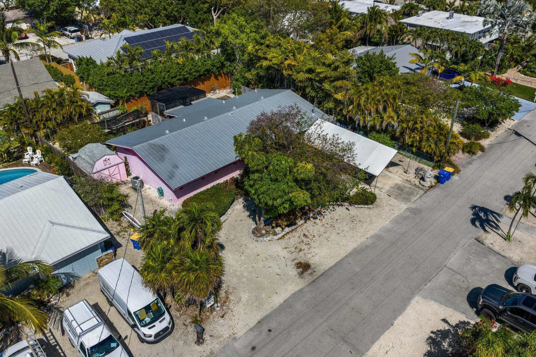 119 Bee Street